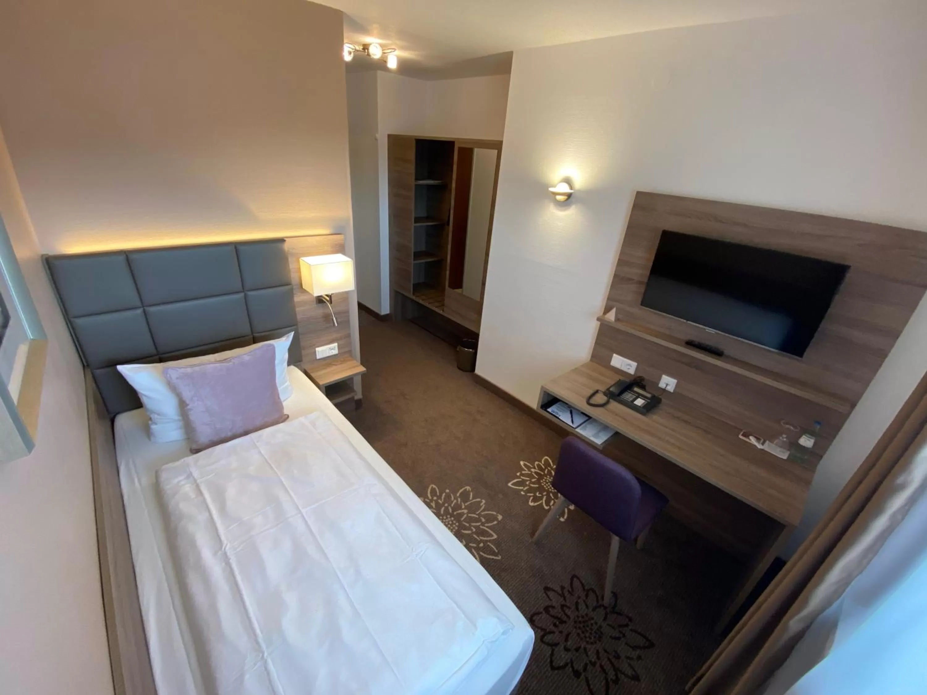 Bed in Hotel in den Herrnwiesen