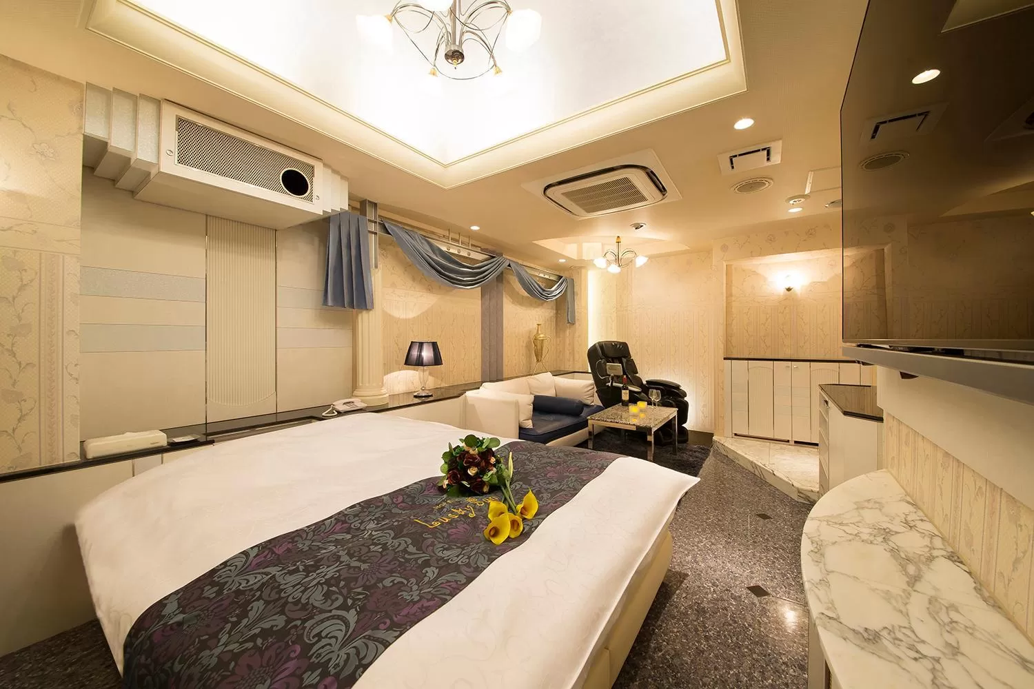 Massage, Bed in Lucky Sun