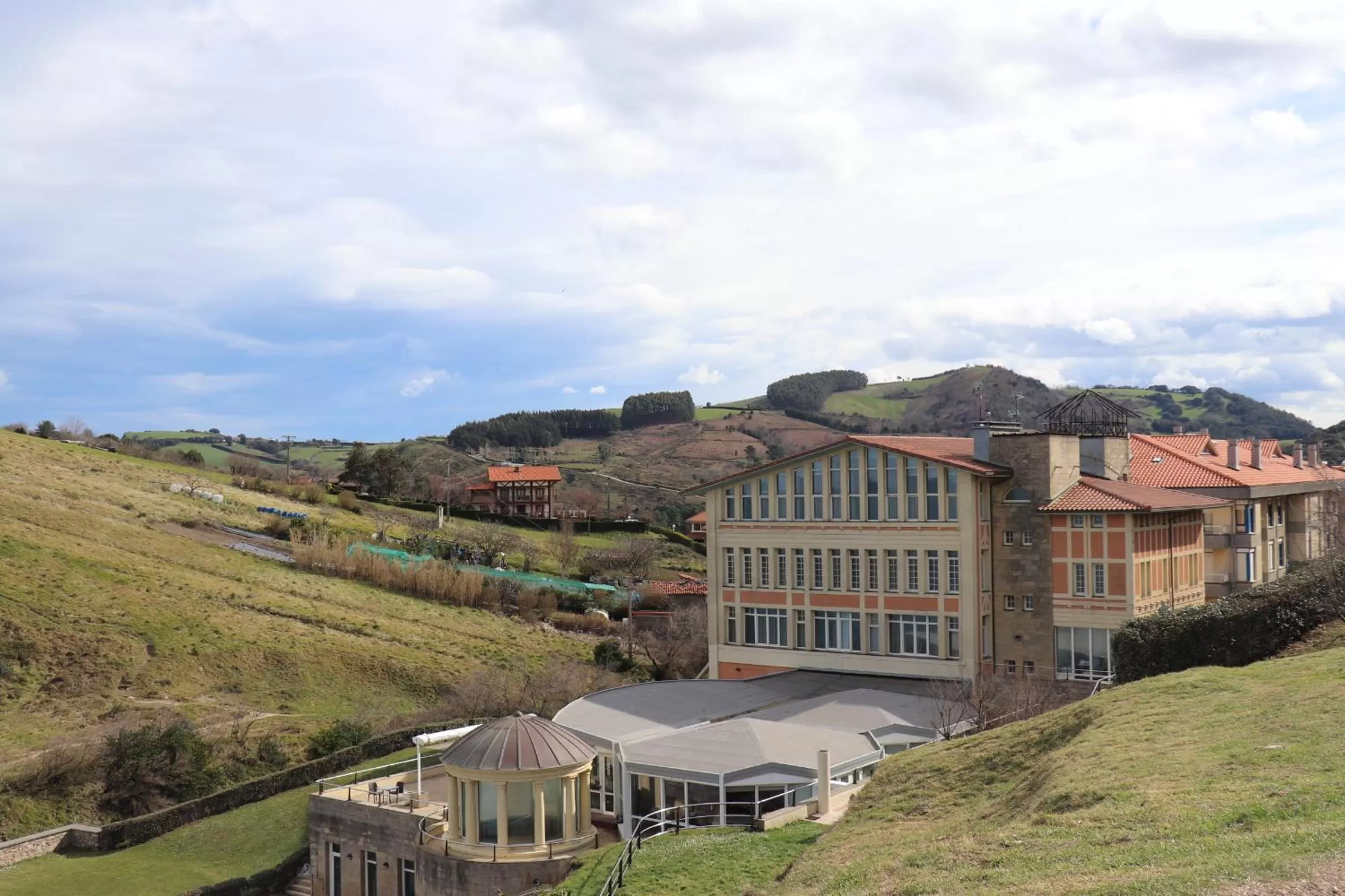 Hotel & Talasoterapia Zelai