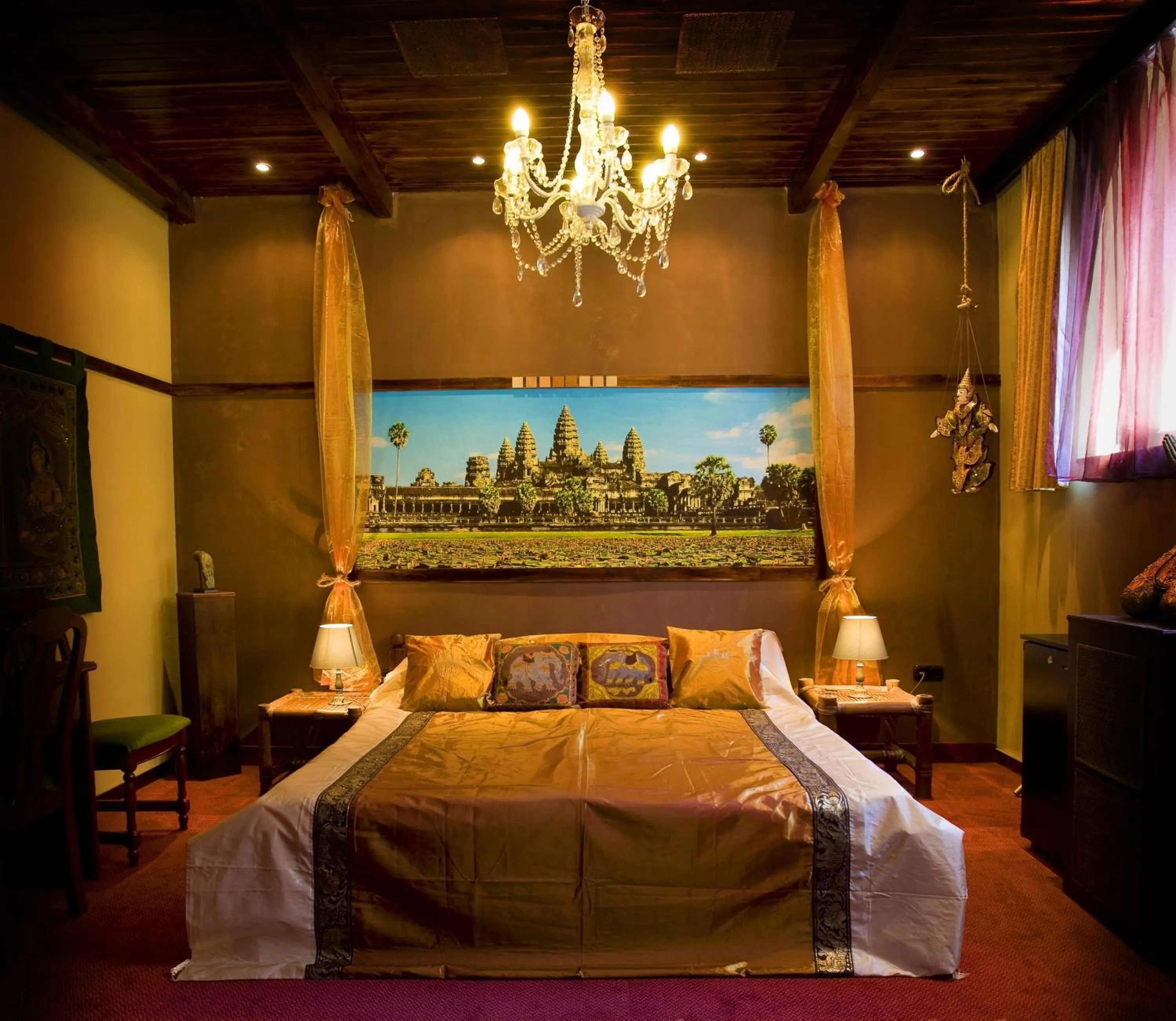 Bed in Janus Boutique Hotel & Spa