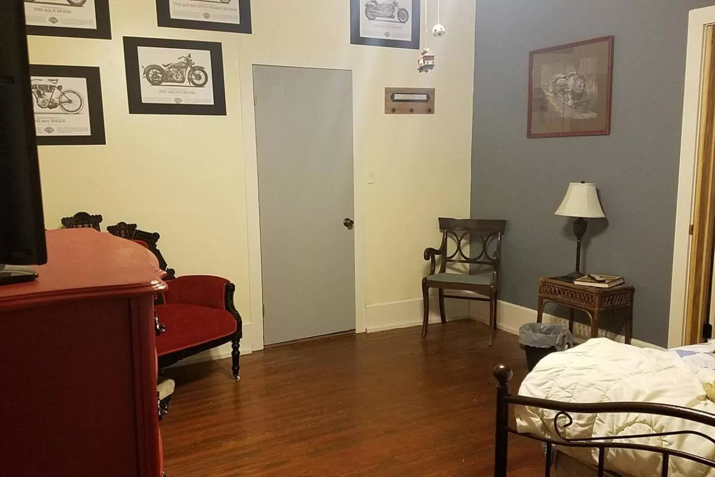 Seating area in 1890 Karcher Haus