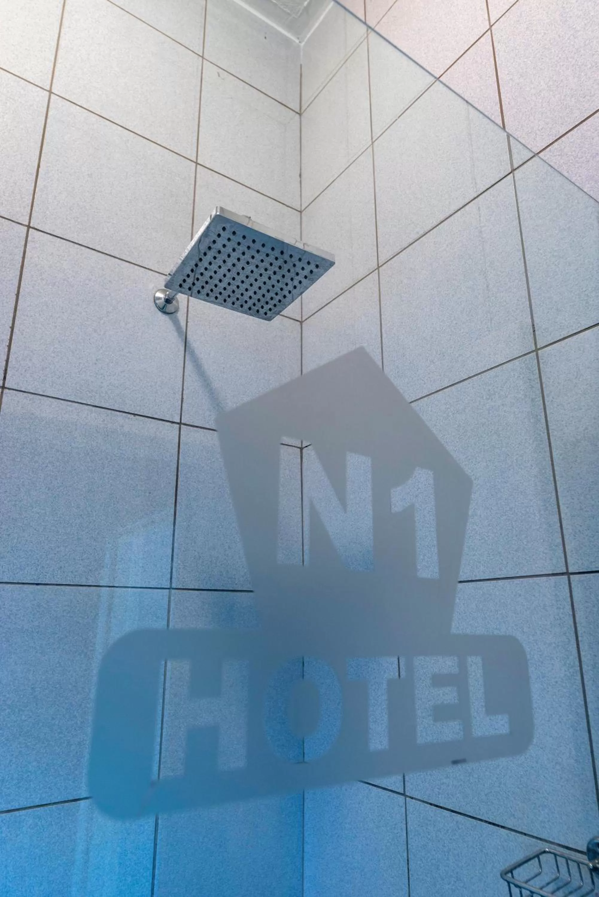 Shower in N1 Hotel Samora Machel Harare