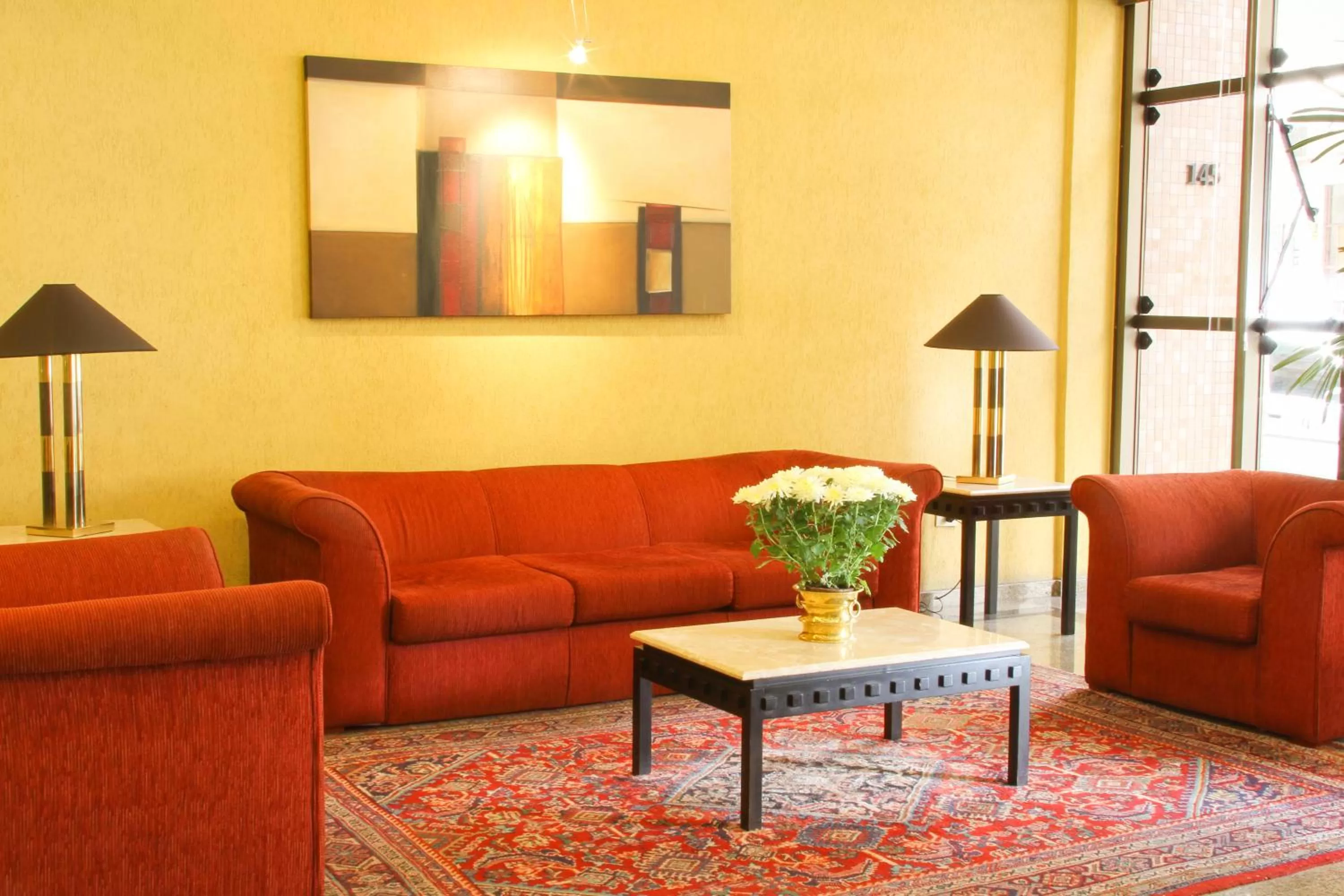 Lobby or reception in Trevi Hotel e Business