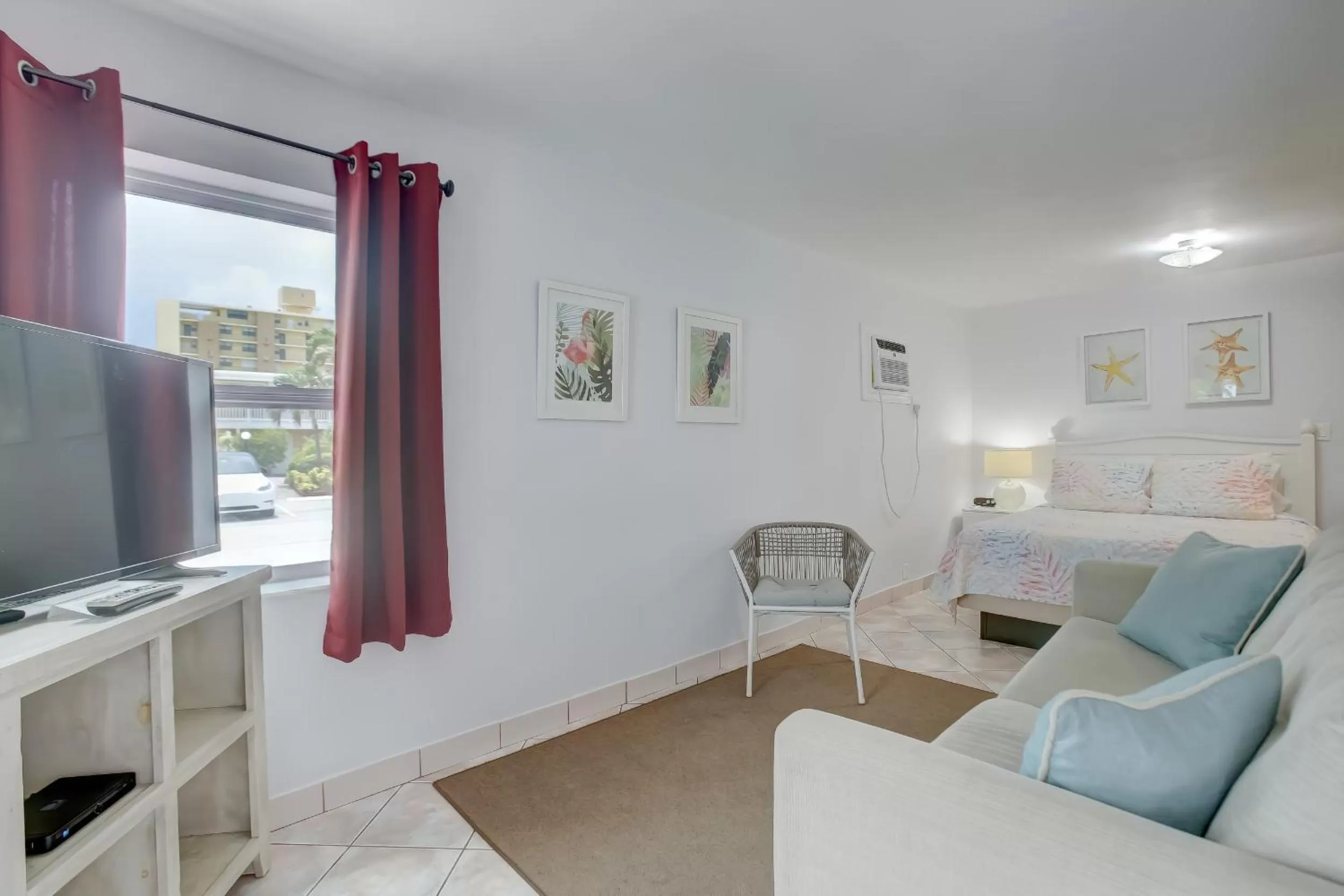 View (from property/room), Seating Area in Seahorse Guesthouse