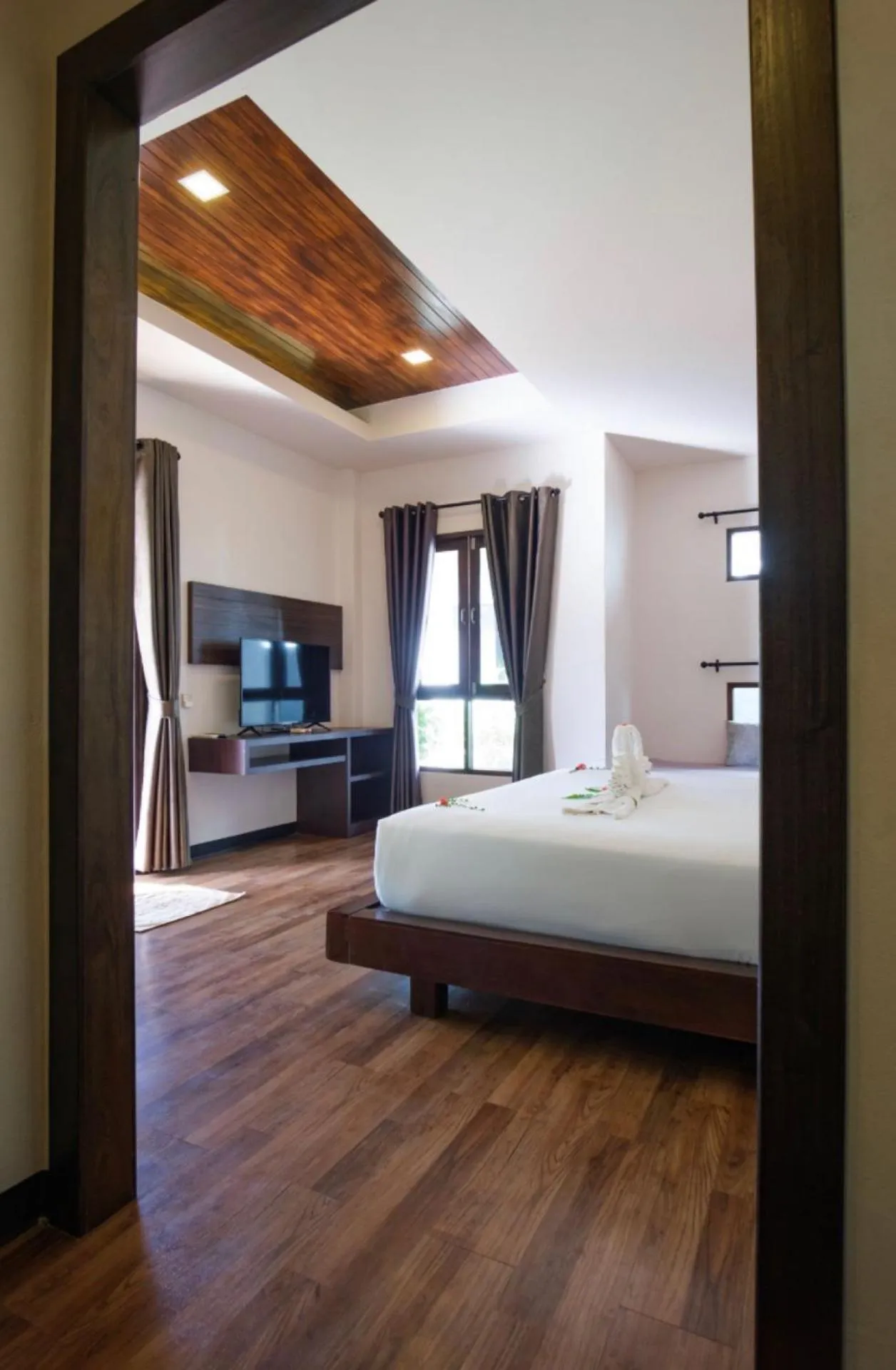 Bed in Southern Lanta Resort