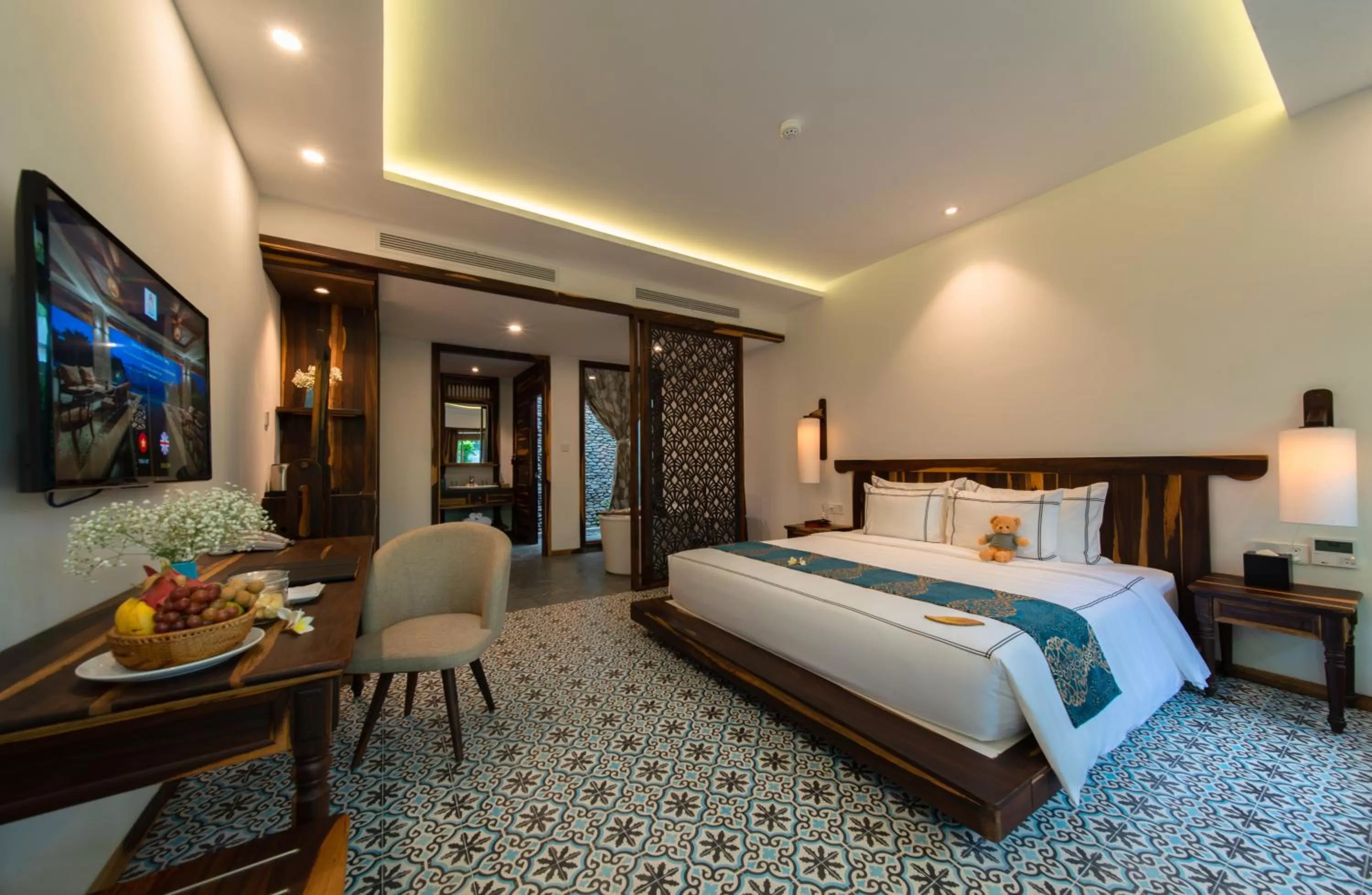 Coffee/tea facilities, Bed in Alibu Resort Nha Trang