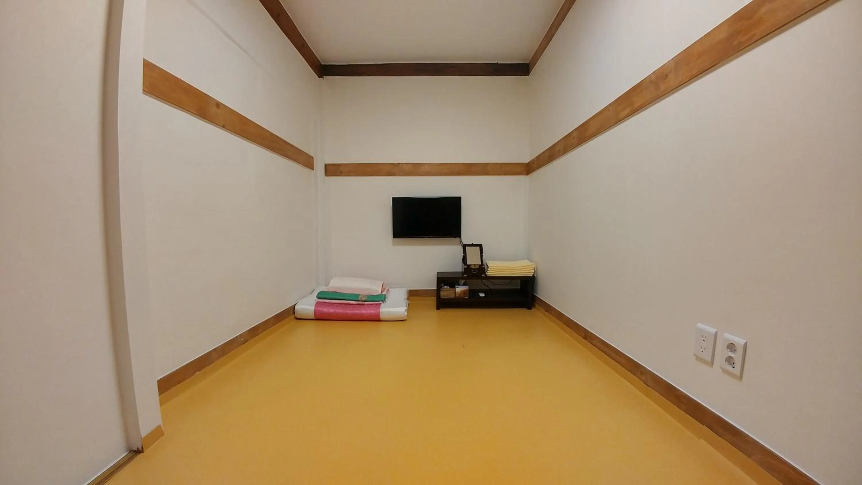 Photo of the whole room in Bukchon Sosunjae Guesthouse