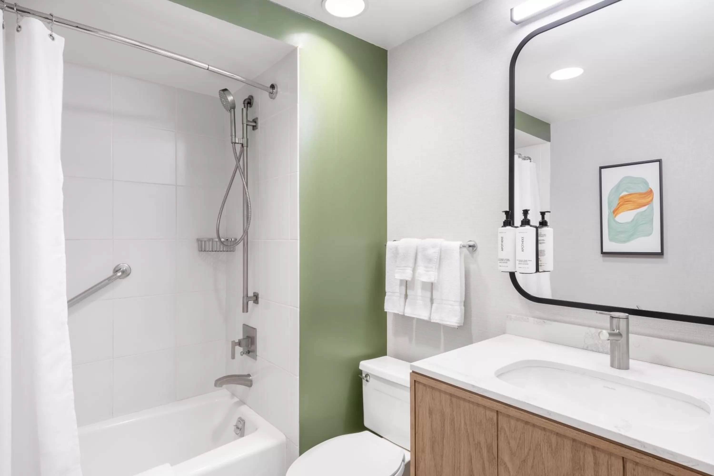 Bathroom in voco Chicago Downtown - Riverwalk by IHG