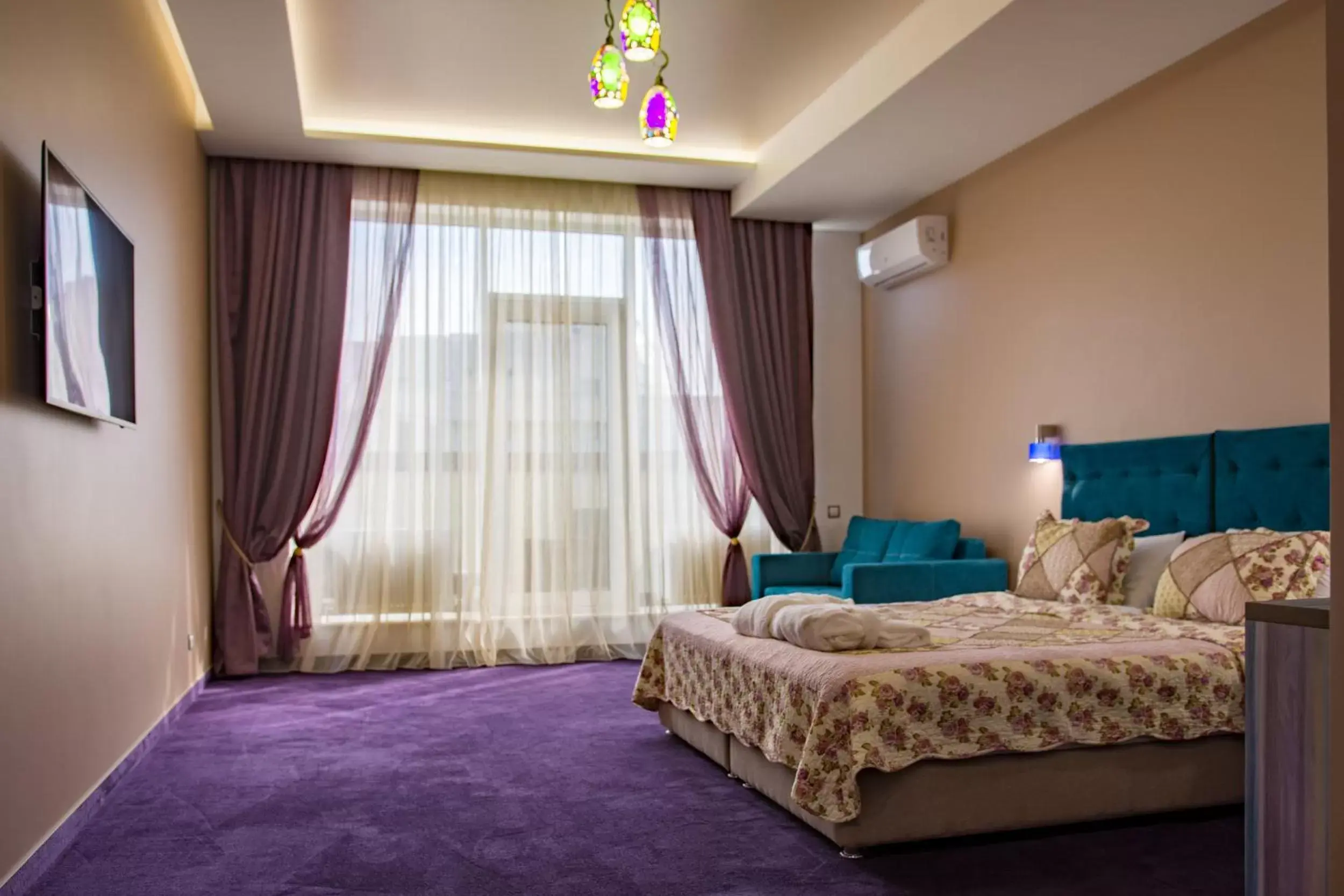 Triple Room with Balcony in Horizon Hotel Triple Room with Balcony in Horizon Hotel