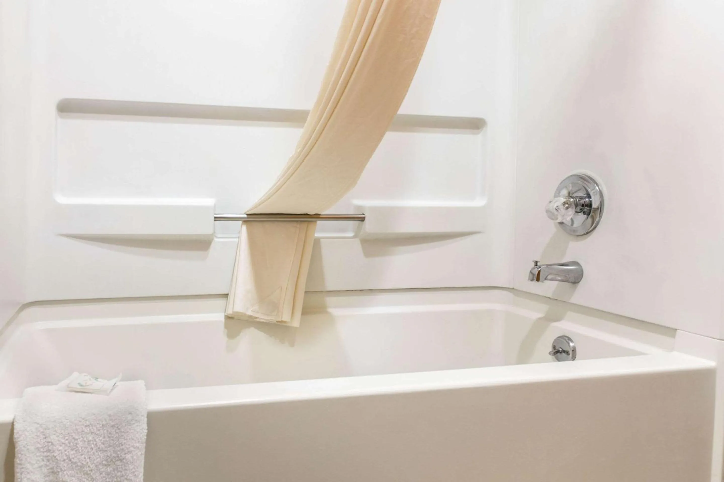 Bathroom in Quality Inn & Suites Miamisburg - Dayton South