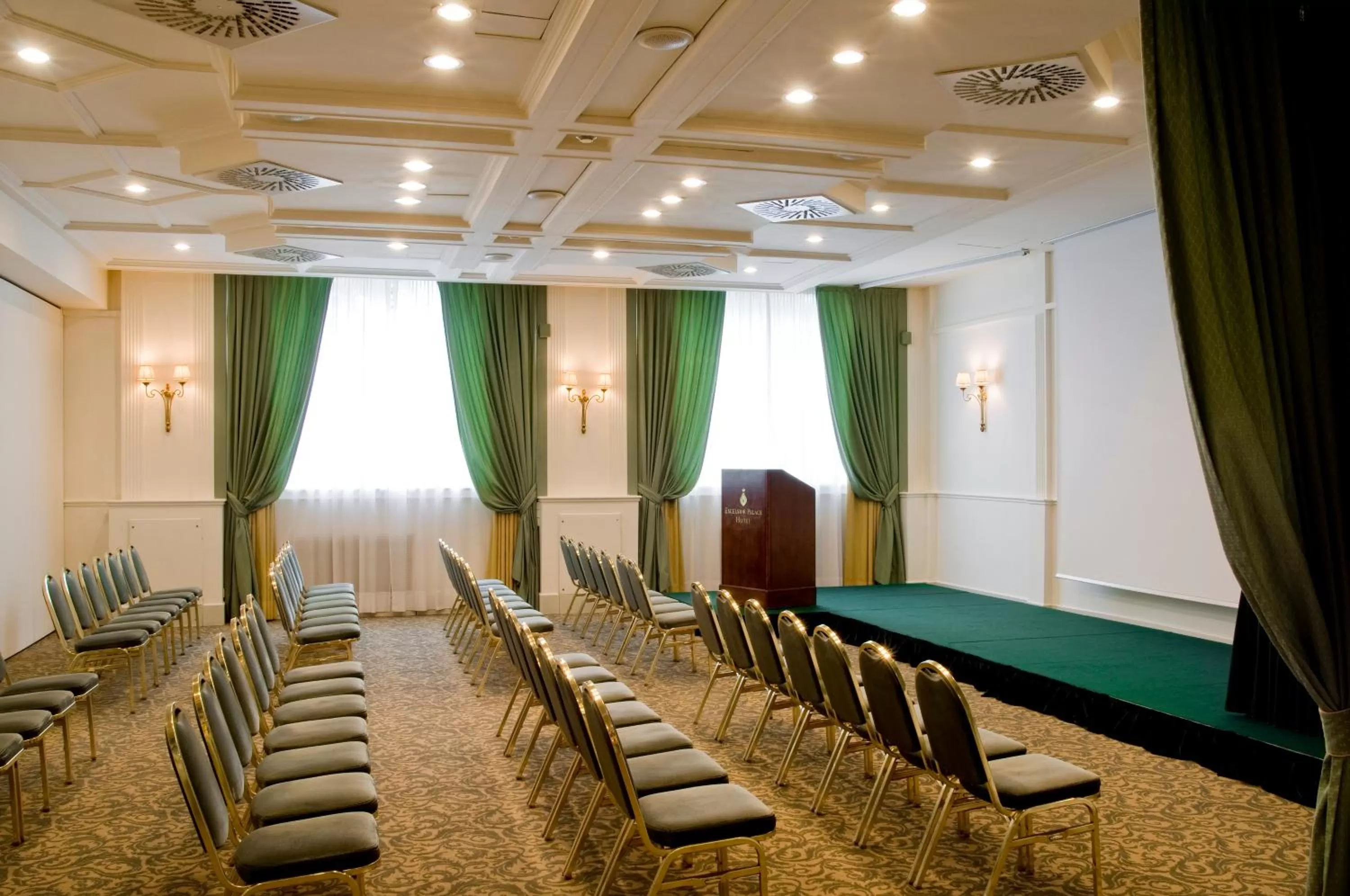 Business facilities in Excelsior Palace Portofino Coast