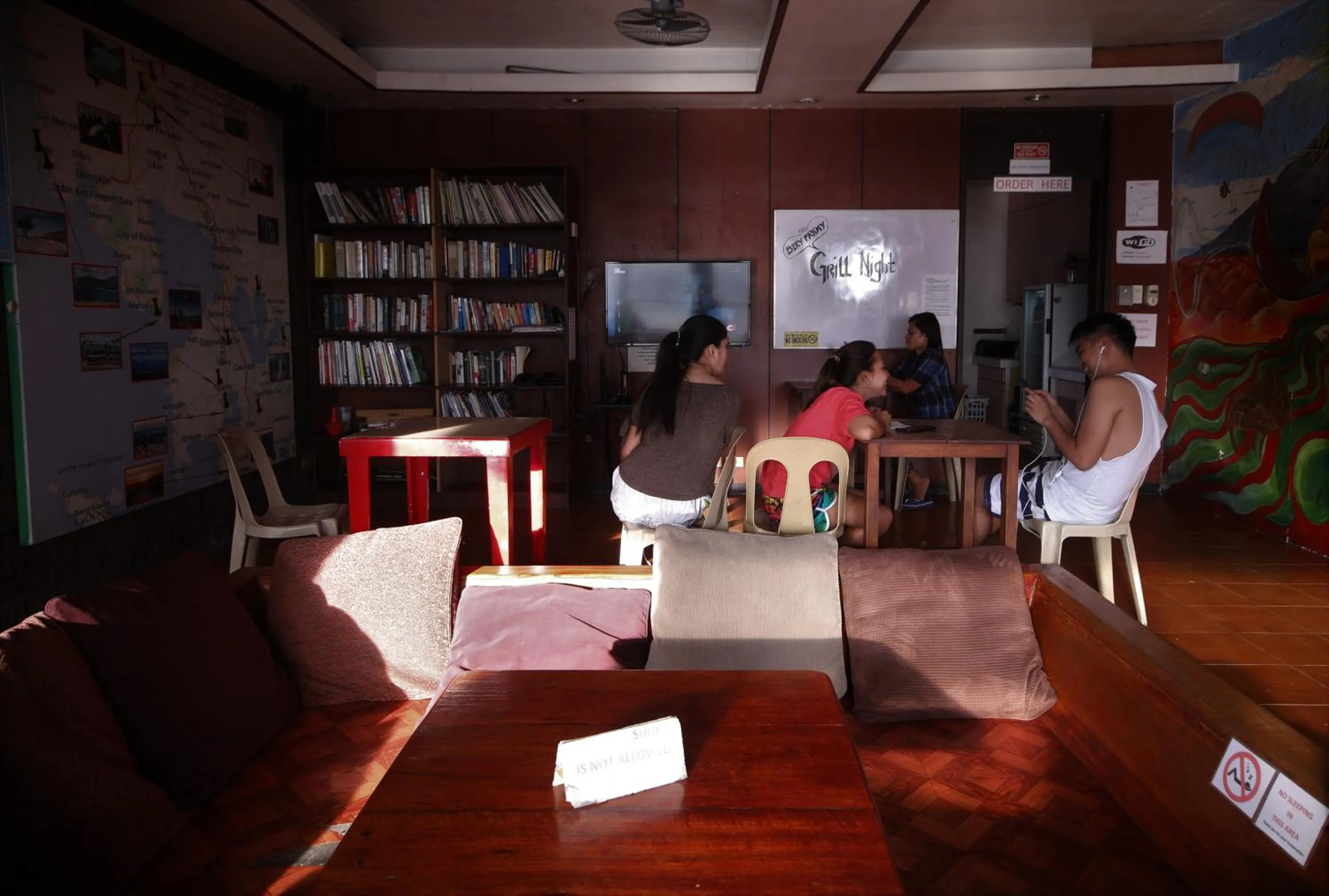 Property building in Stay Malate (Wanderers Guest House)