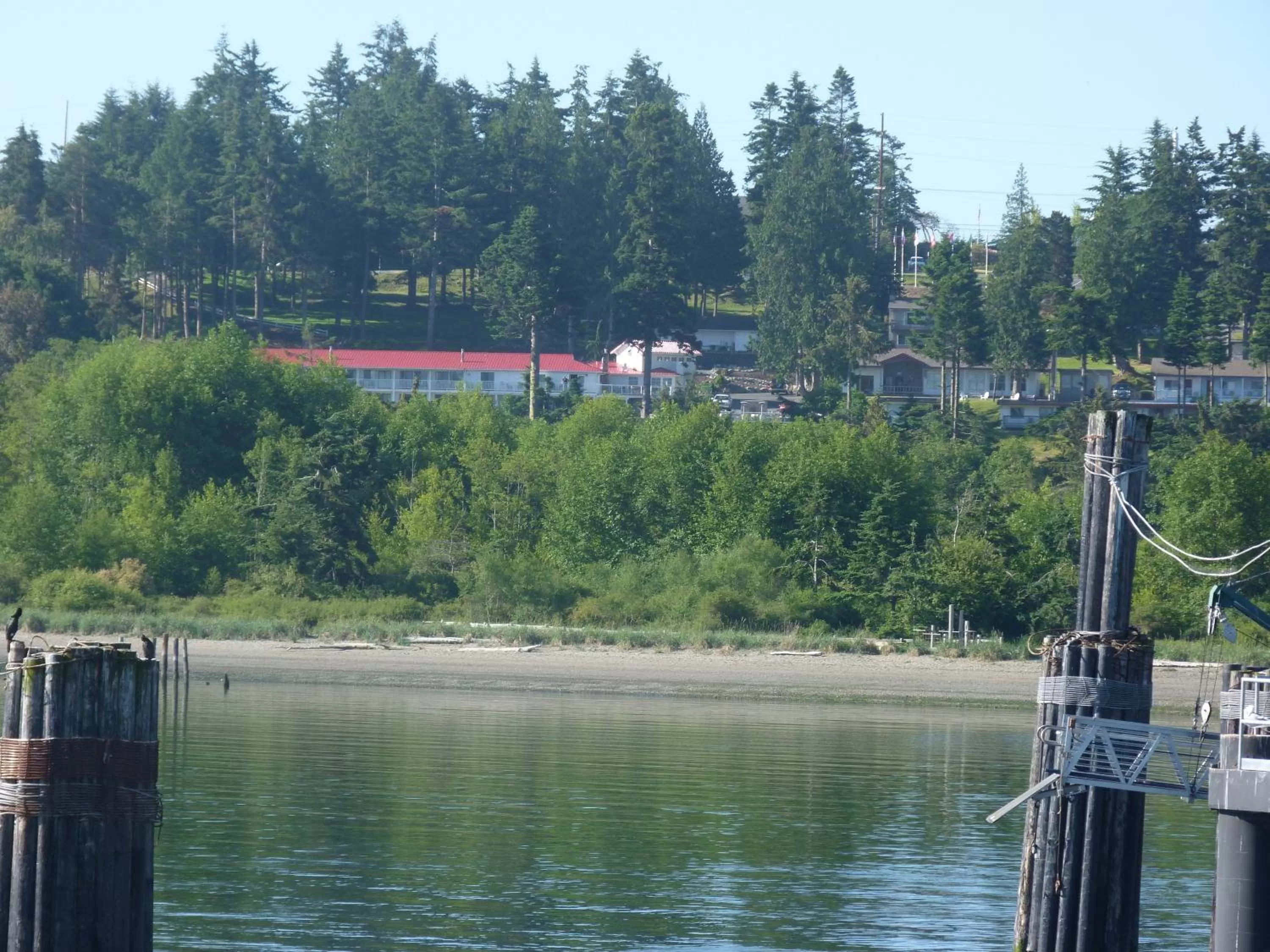 Area and facilities in Anacortes Ship Harbor Inn