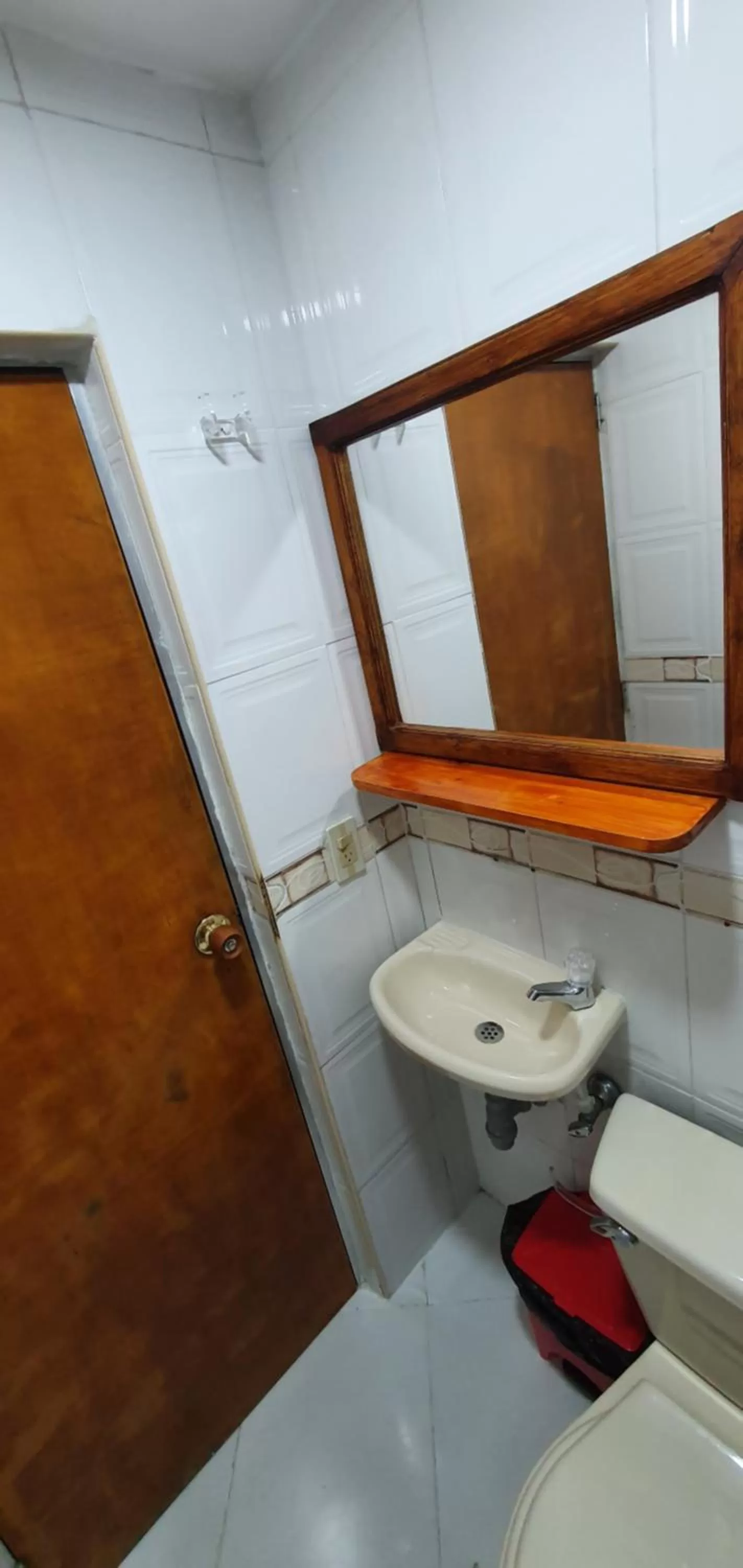 Bathroom in Hotel Picasso 70