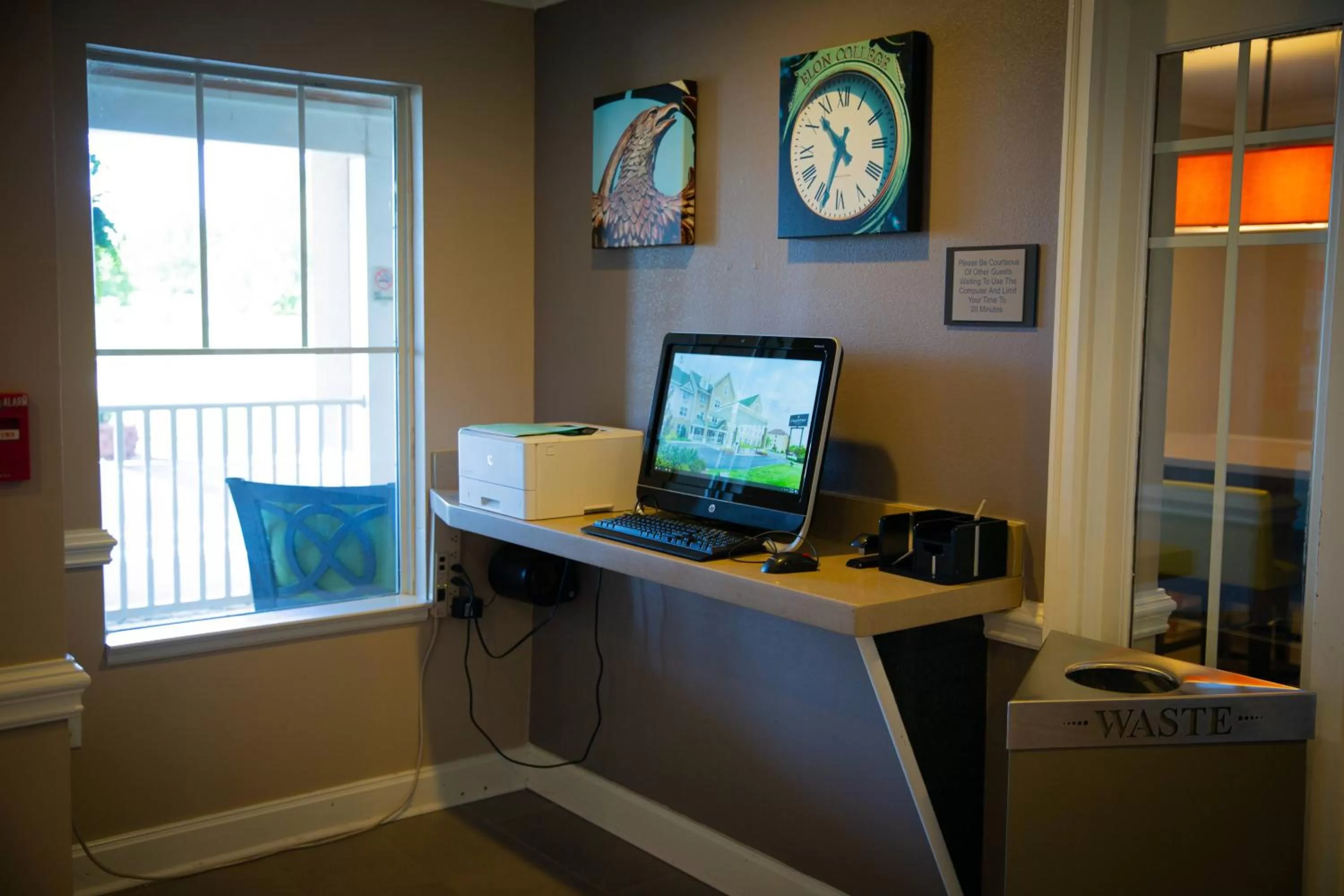 Business facilities in Country Inn & Suites by Radisson, Burlington Elon , NC