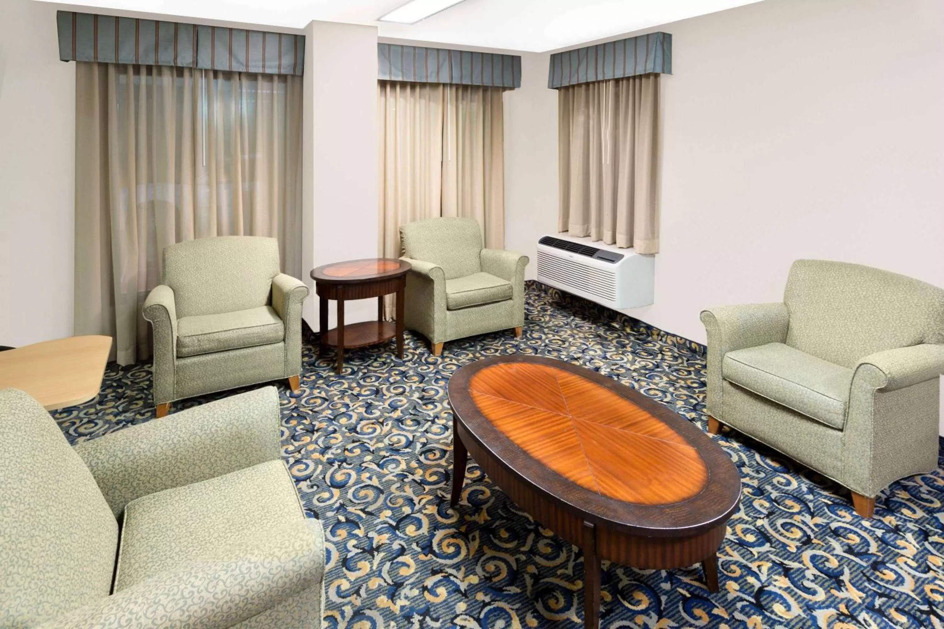 Lobby or reception in Super 8 by Wyndham Hattiesburg South
