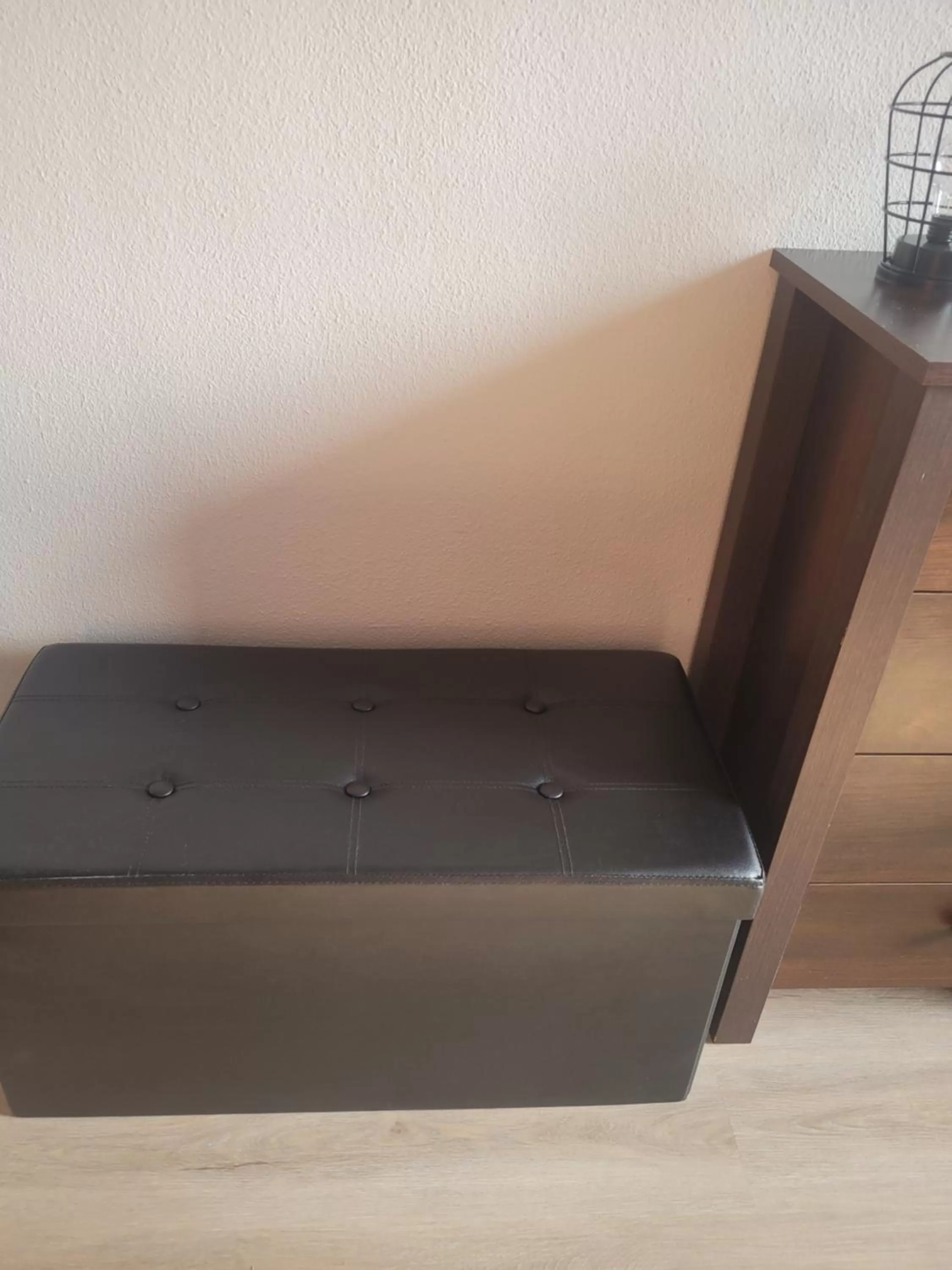 Living room in King Panorama mit Netflix