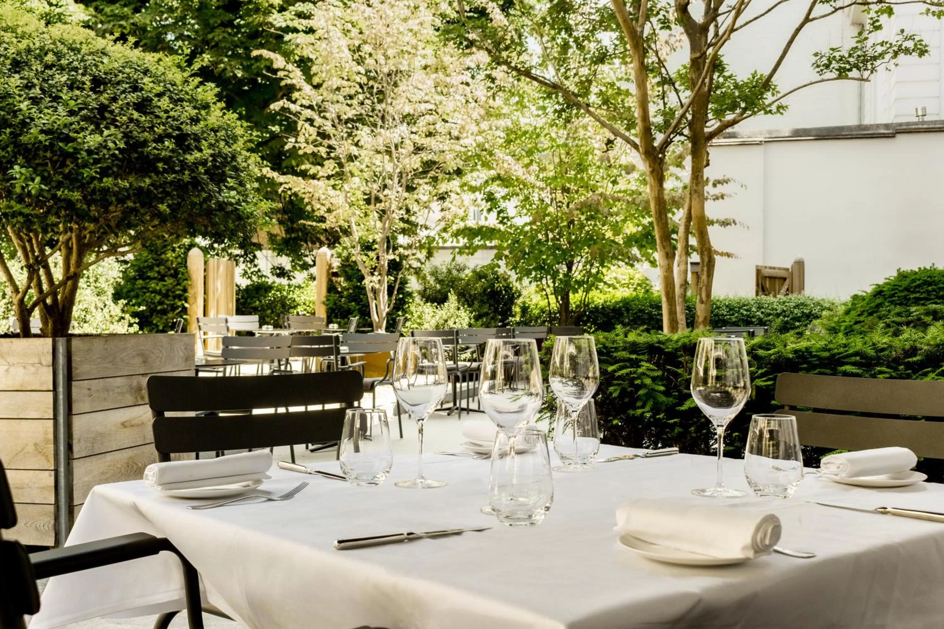 Restaurant/places to eat in Pillows Grand Boutique Hotel Reylof Ghent