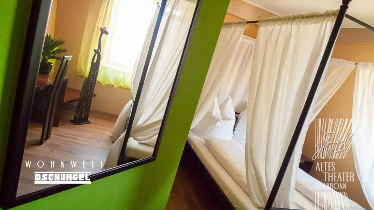 Bed in HOTEL ALTES THEATER Heilbronn