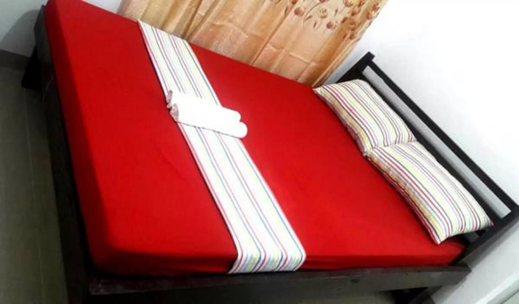 Bed in Gaea's Apartments