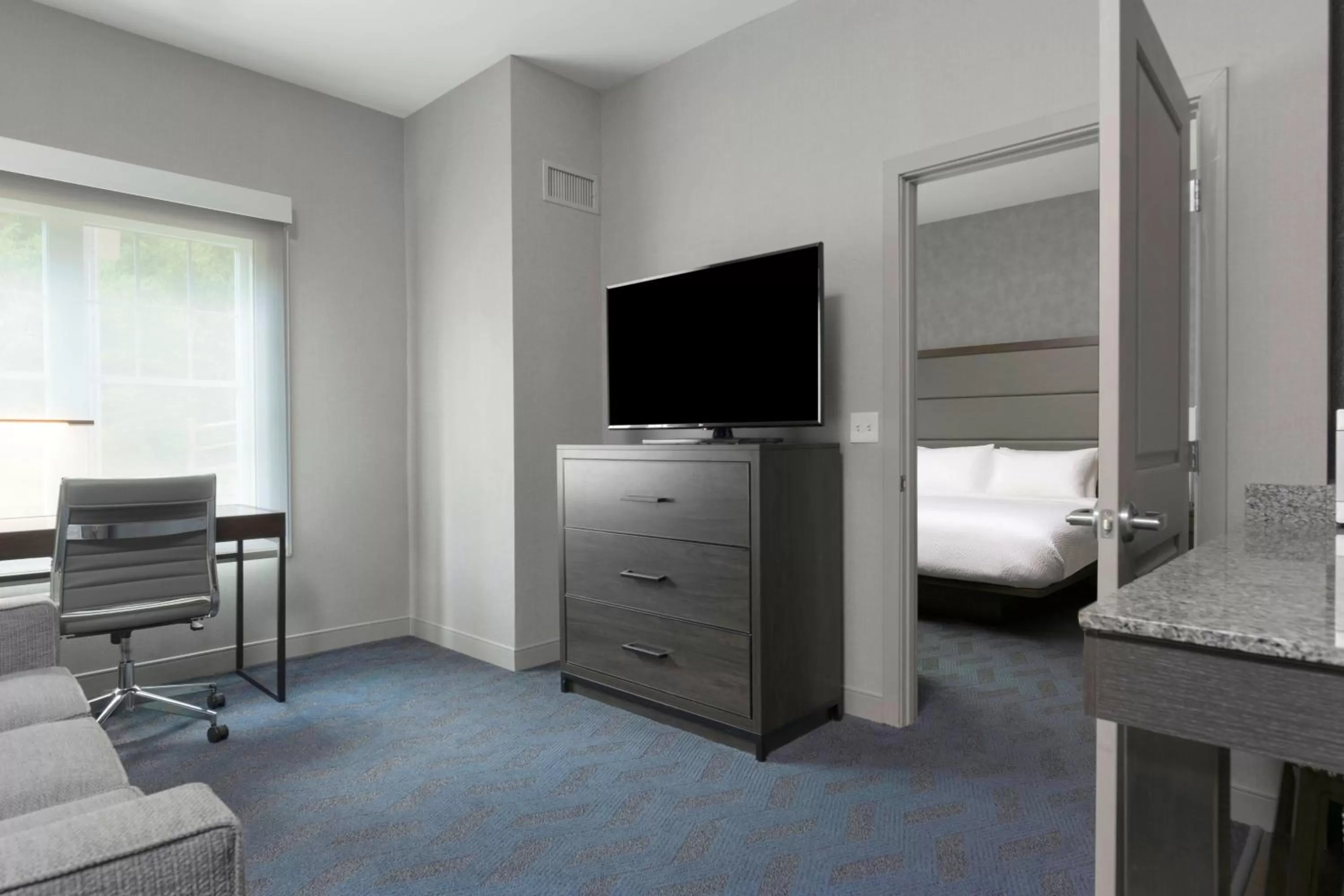 Bedroom, Bed in Residence Inn by Marriott Orangeburg
