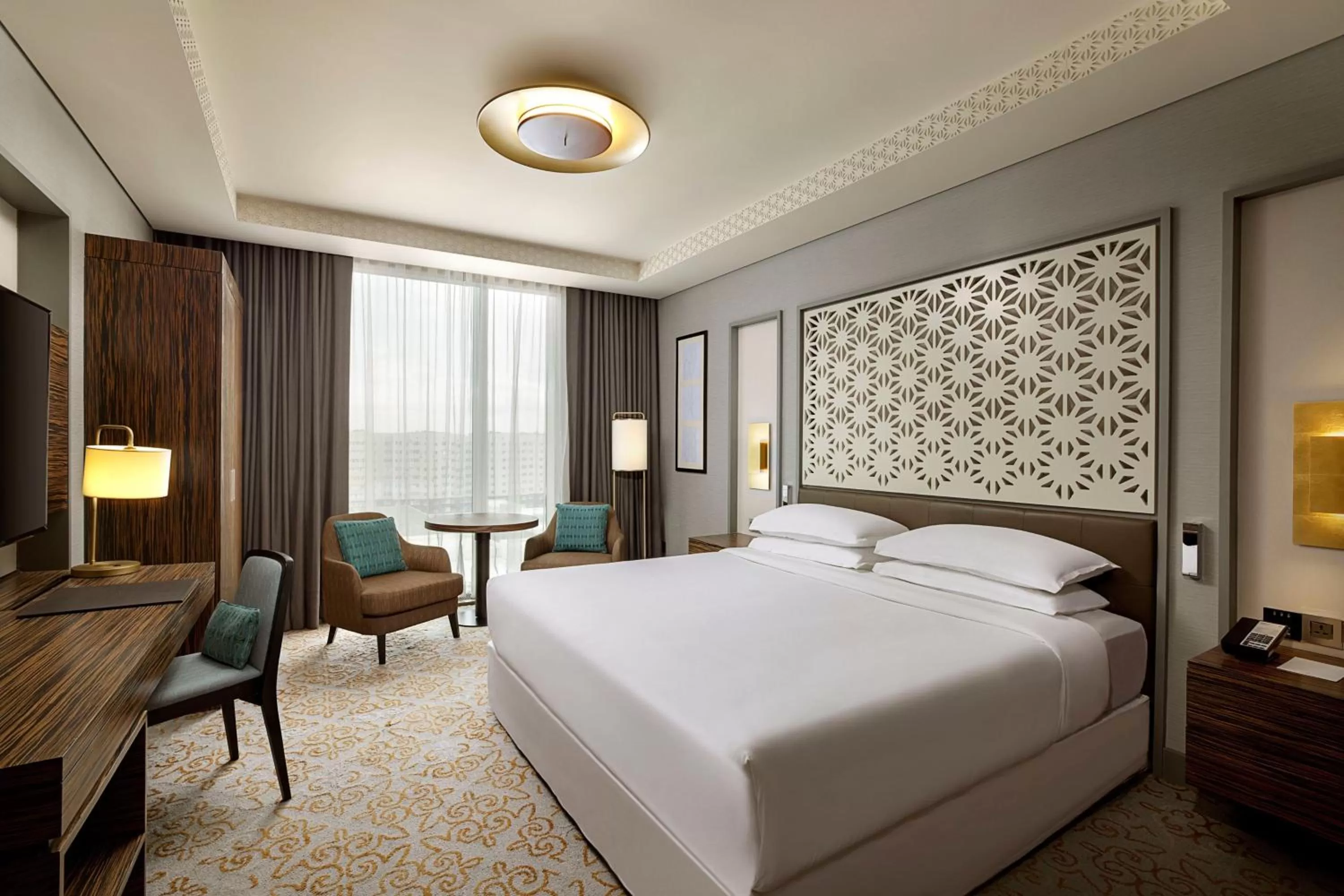 Bedroom, Bed in Sheraton Astana Hotel