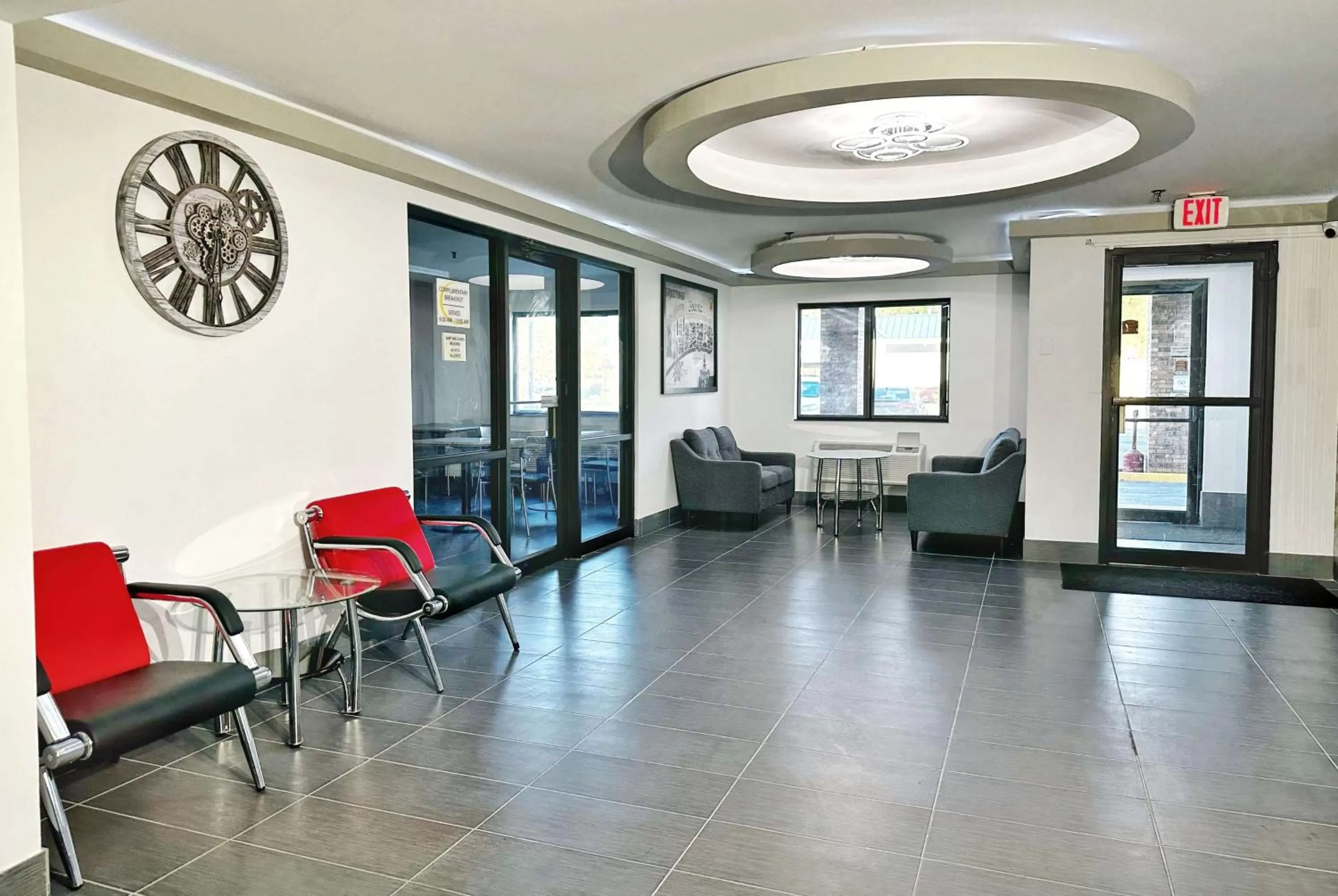 Lobby or reception in Super 8 by Wyndham Peoria