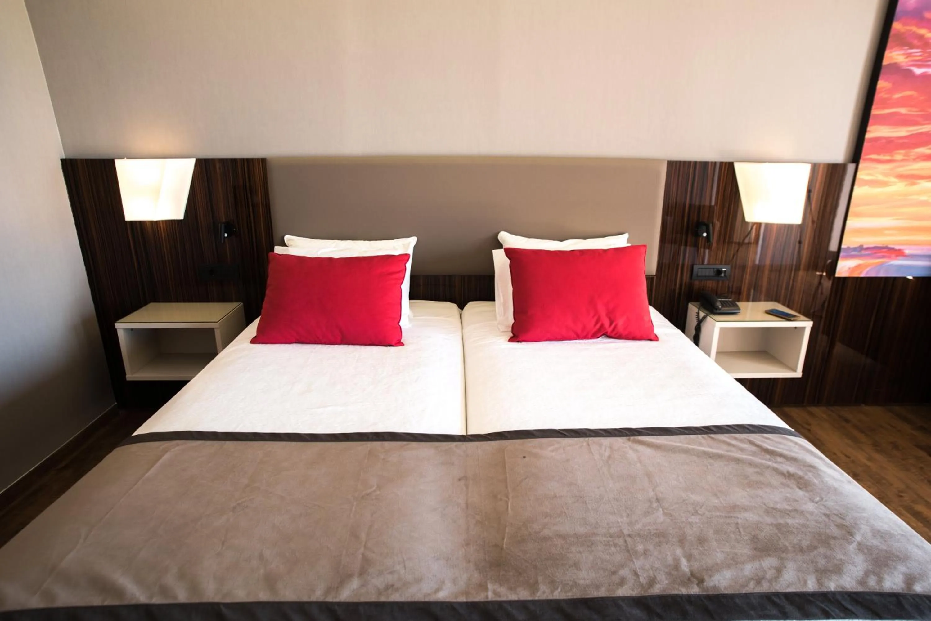 Bed in Ramada Plaza by Wyndham Thraki