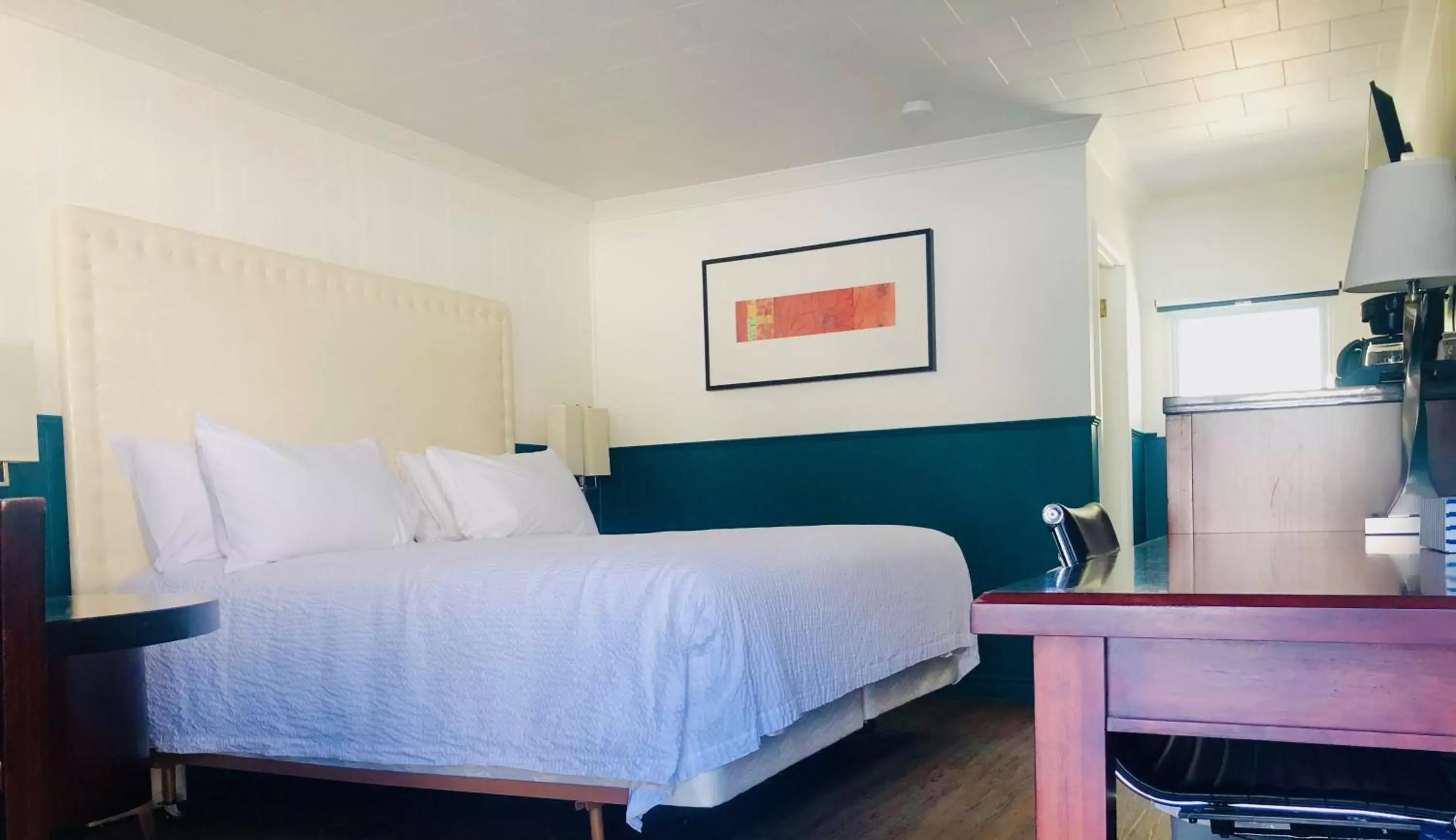 Deluxe King Room in The Voy Deluxe King Room in The Voy