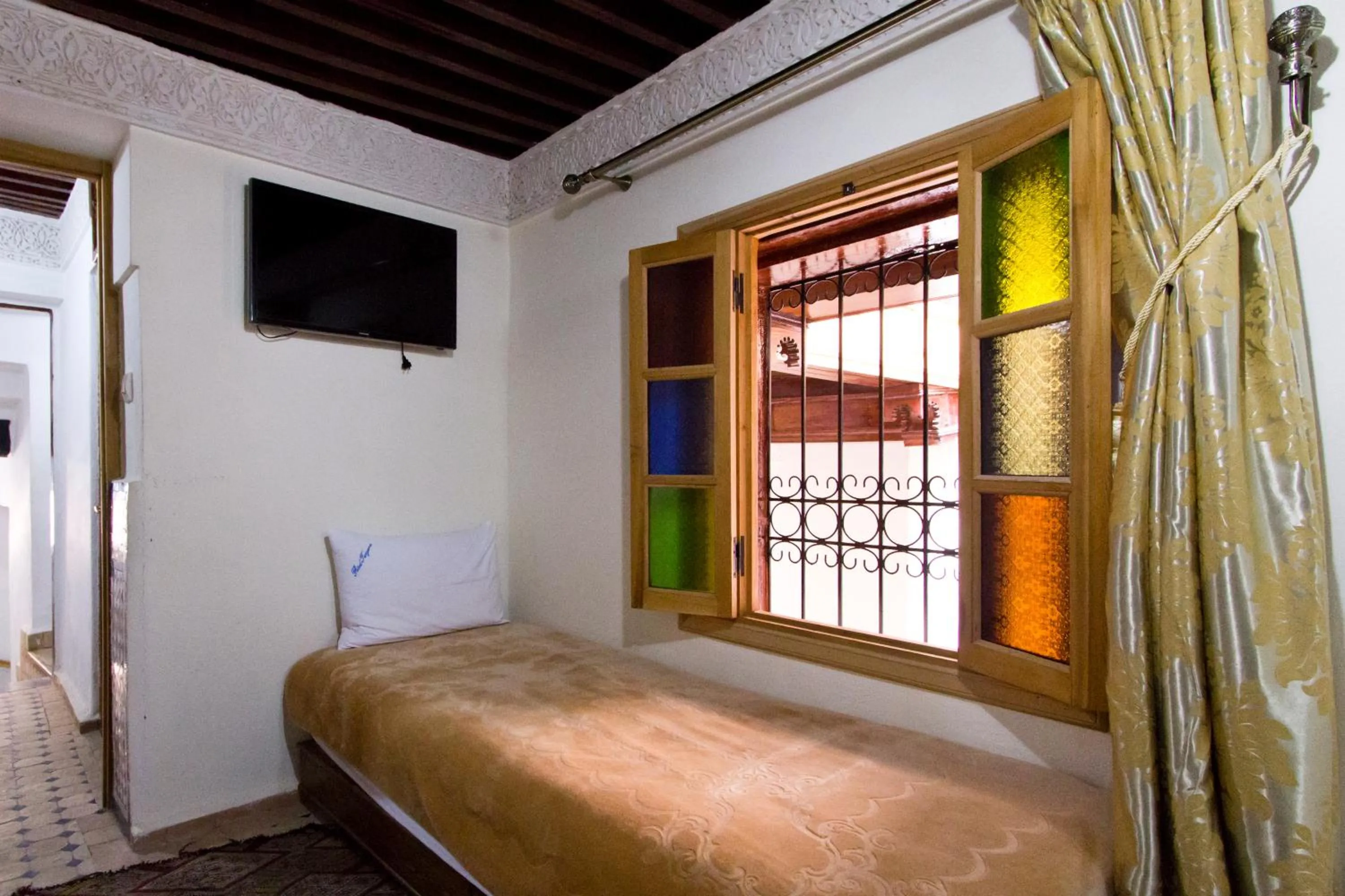 bunk bed, Bed in Riad Taryana