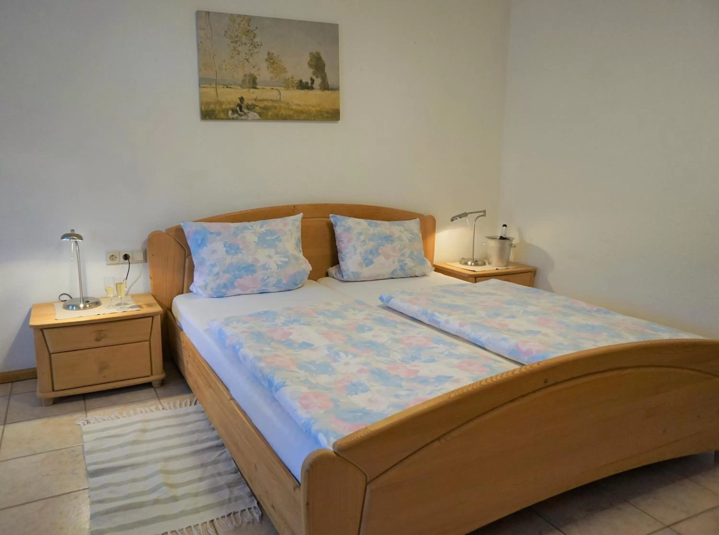 Bedroom, Bed in Kurparkhotel Faißt