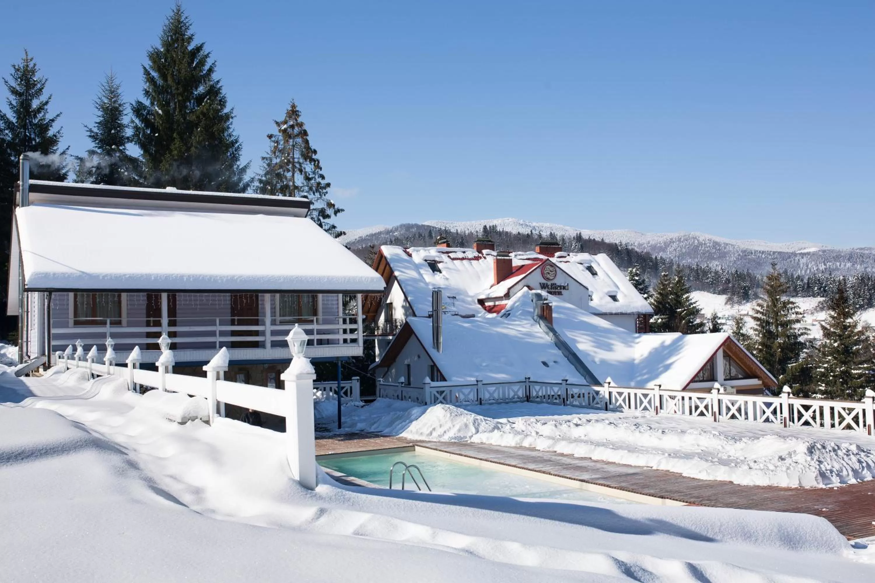 Property building in Wellland Hotel