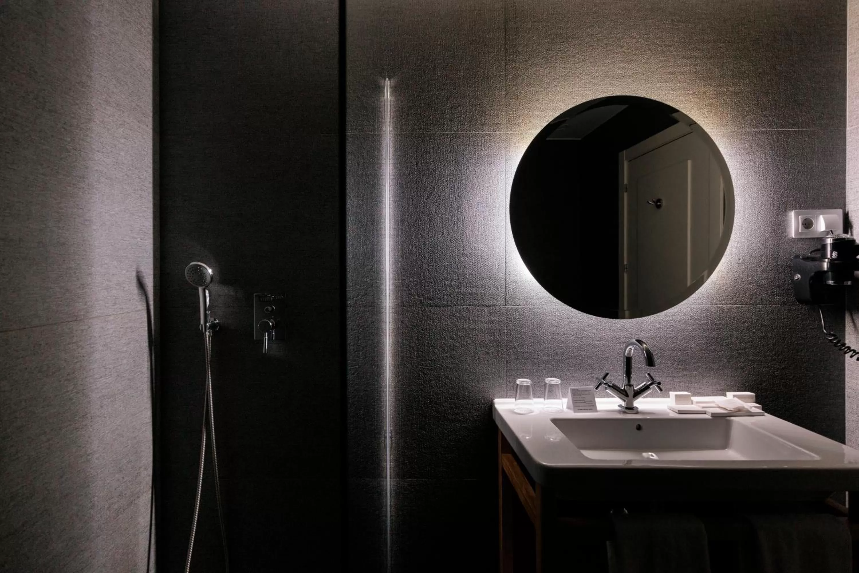 Bathroom in Hotel Pax Guadalajara