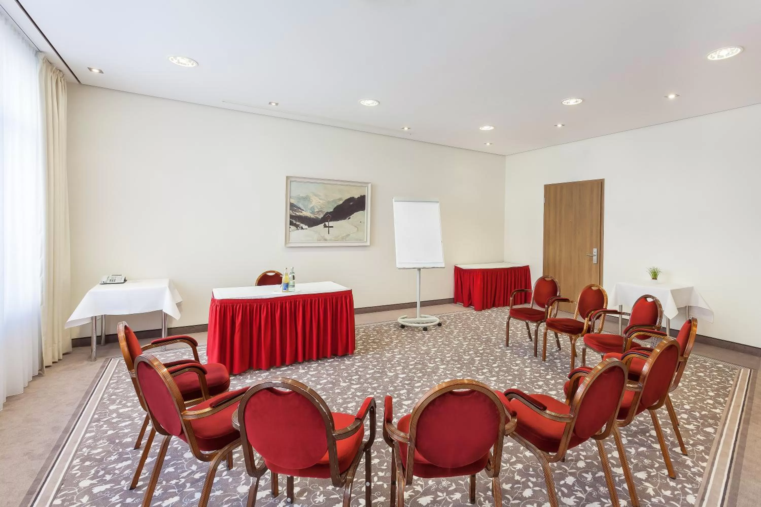 Meeting/conference room in Holiday Inn Nürnberg City Centre by IHG