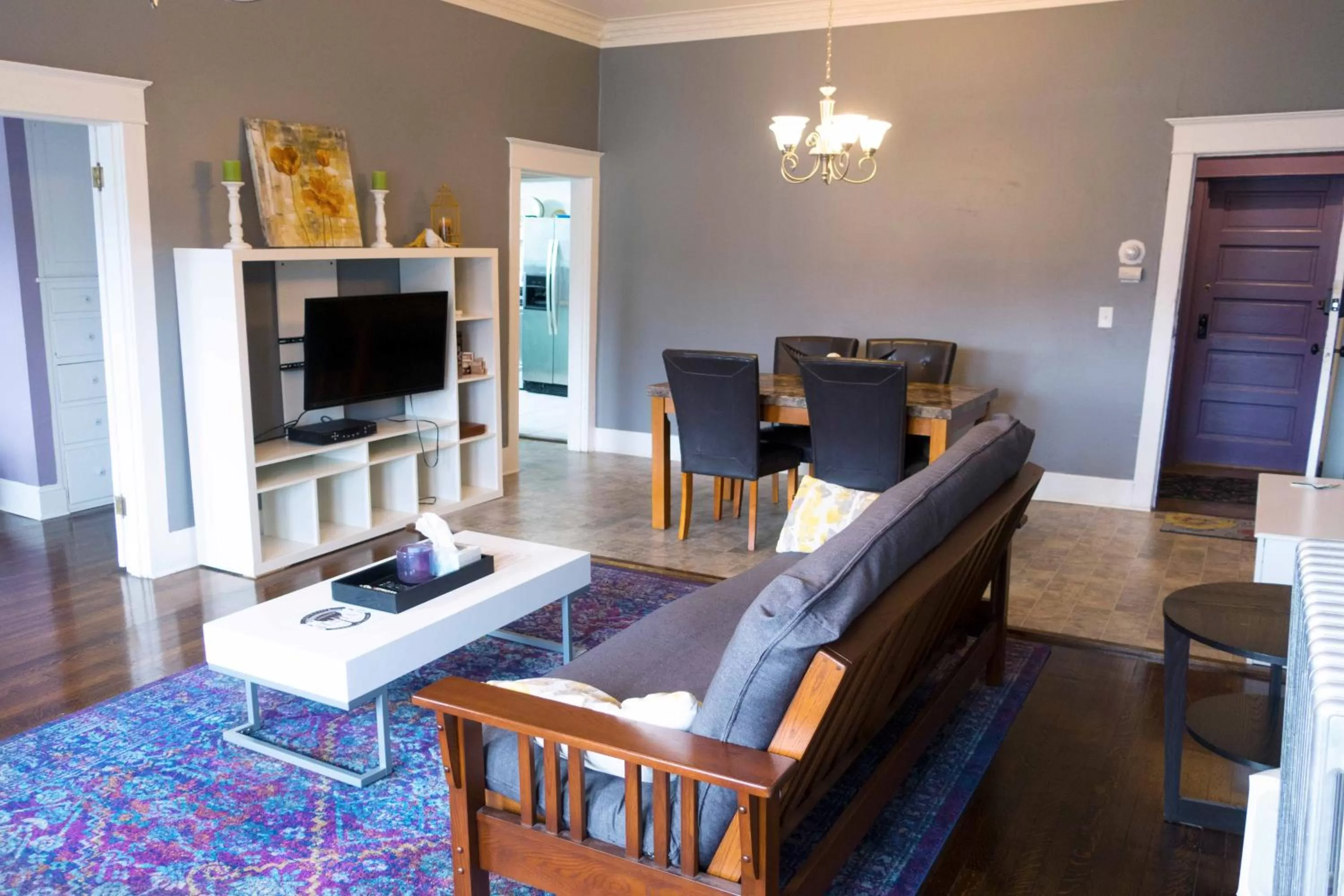 Living room in Sauerdough Lodging