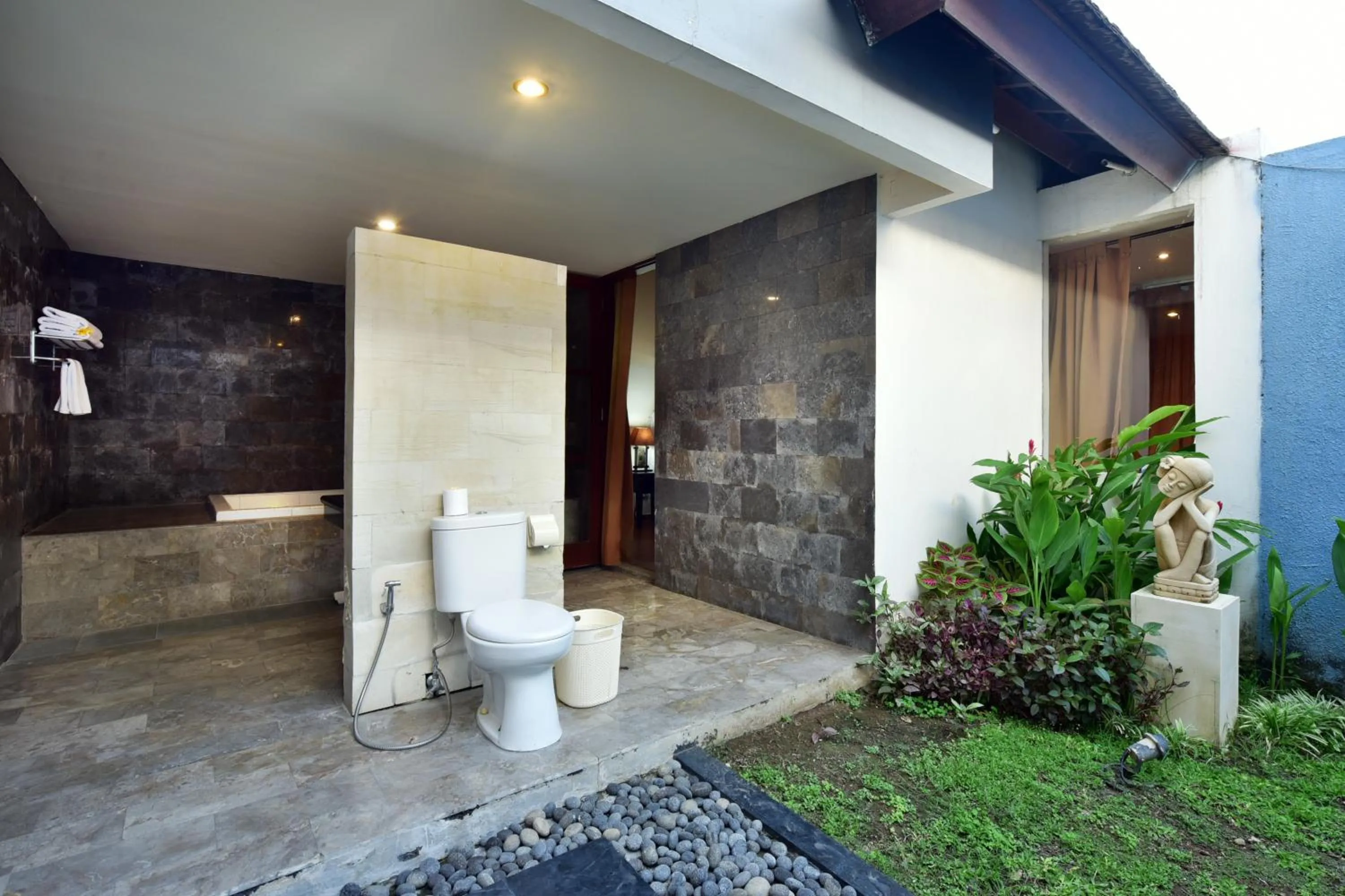 The Khayangan Dreams Villa Umalas