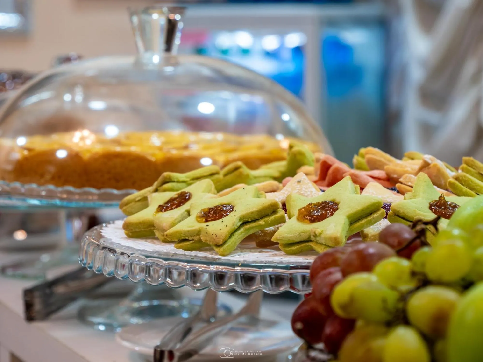 Food and drinks in Hotel Suite Caesar