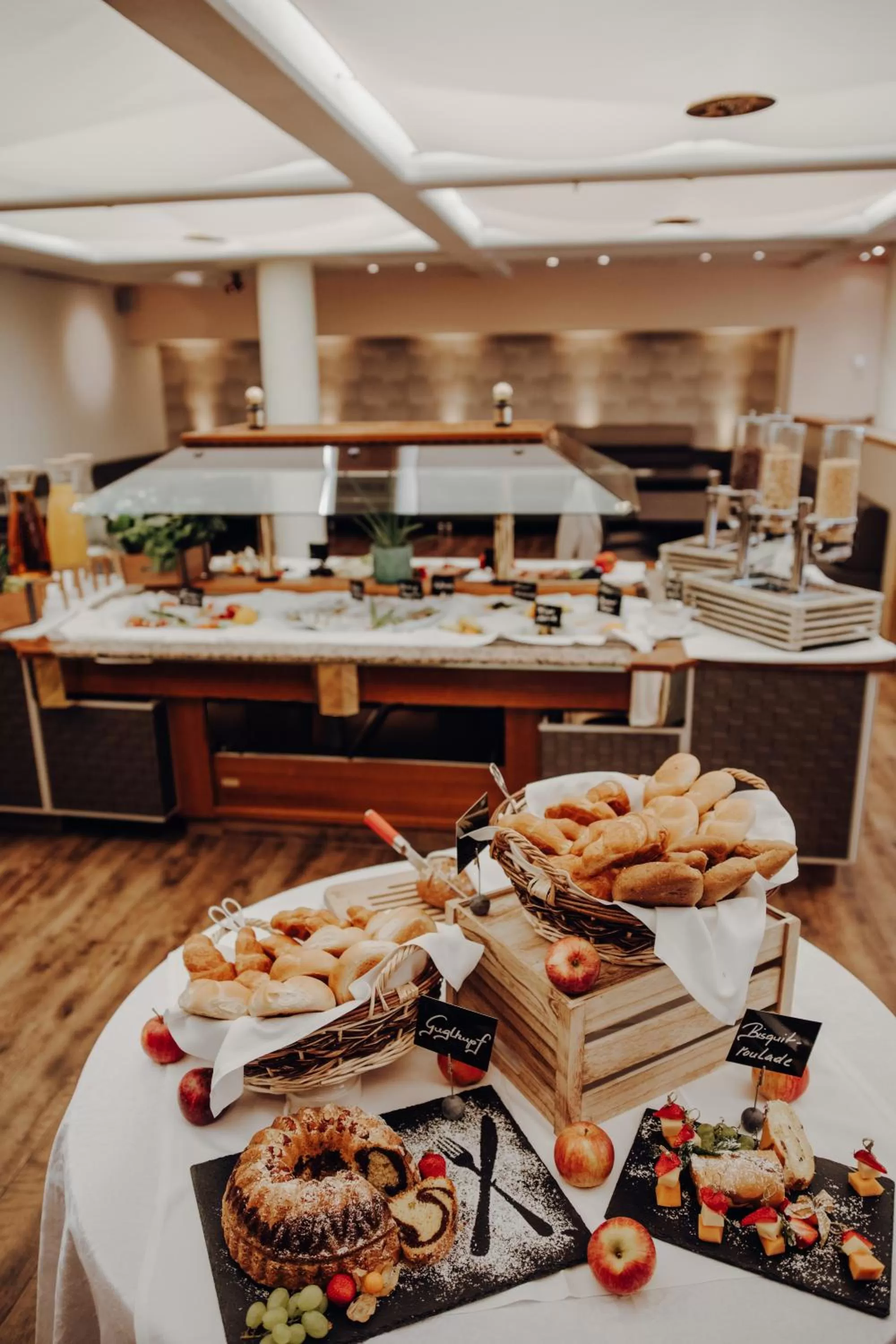 Food and drinks in Parkhotel Brunauer