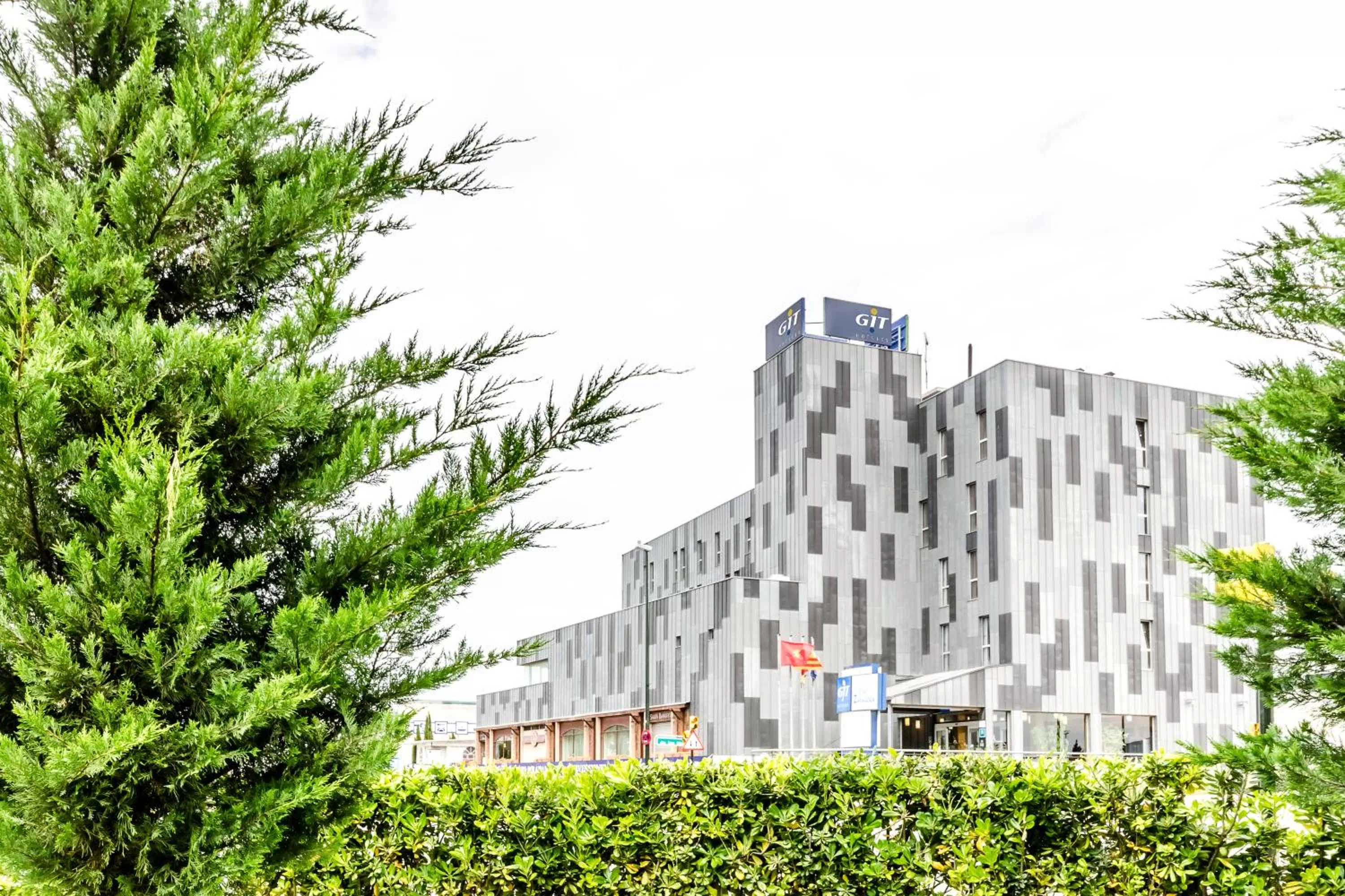 Property building in Hotel YIT Ciudad De Zaragoza