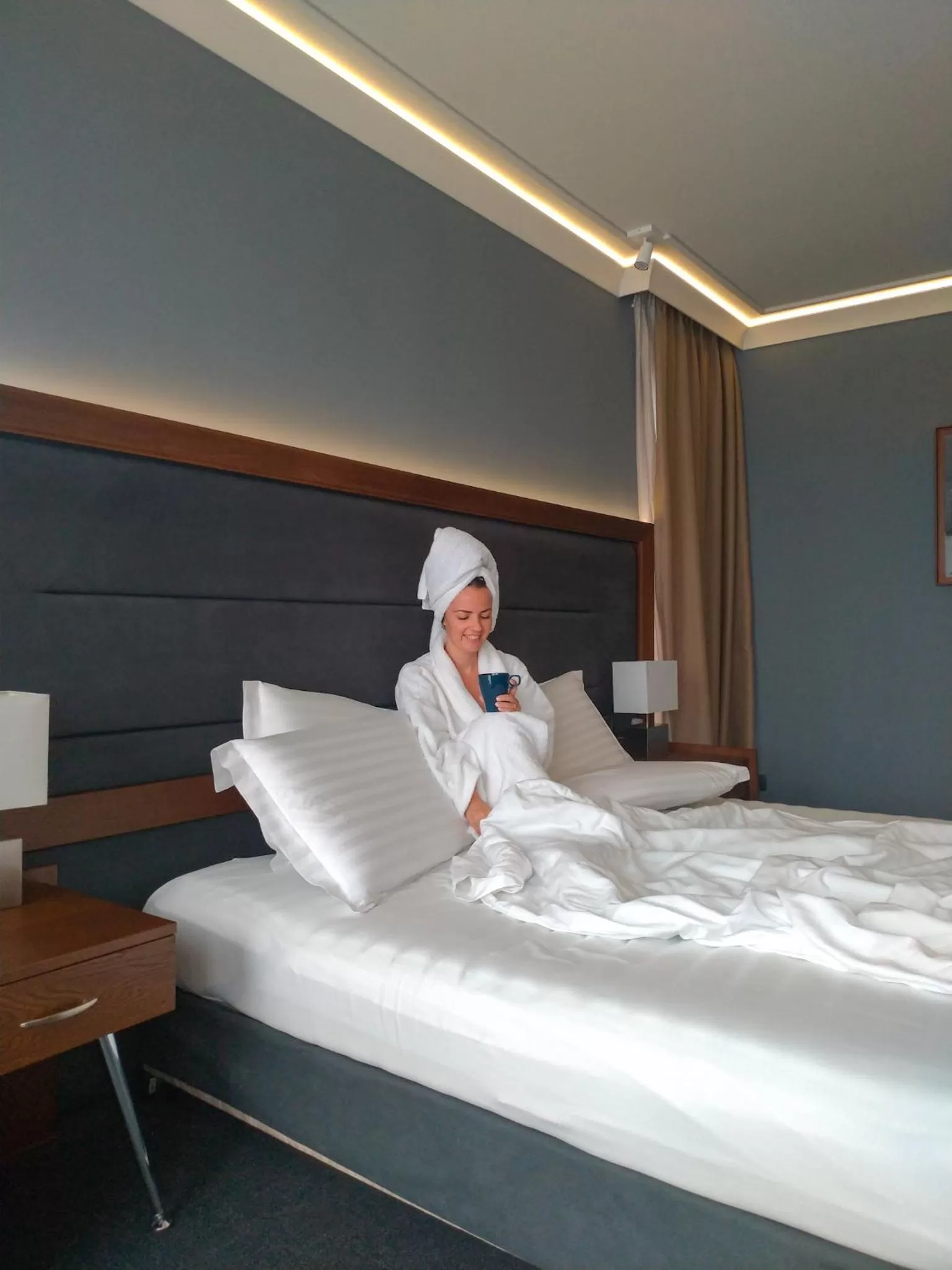 Bed in Budapest Hotel - Free Parking