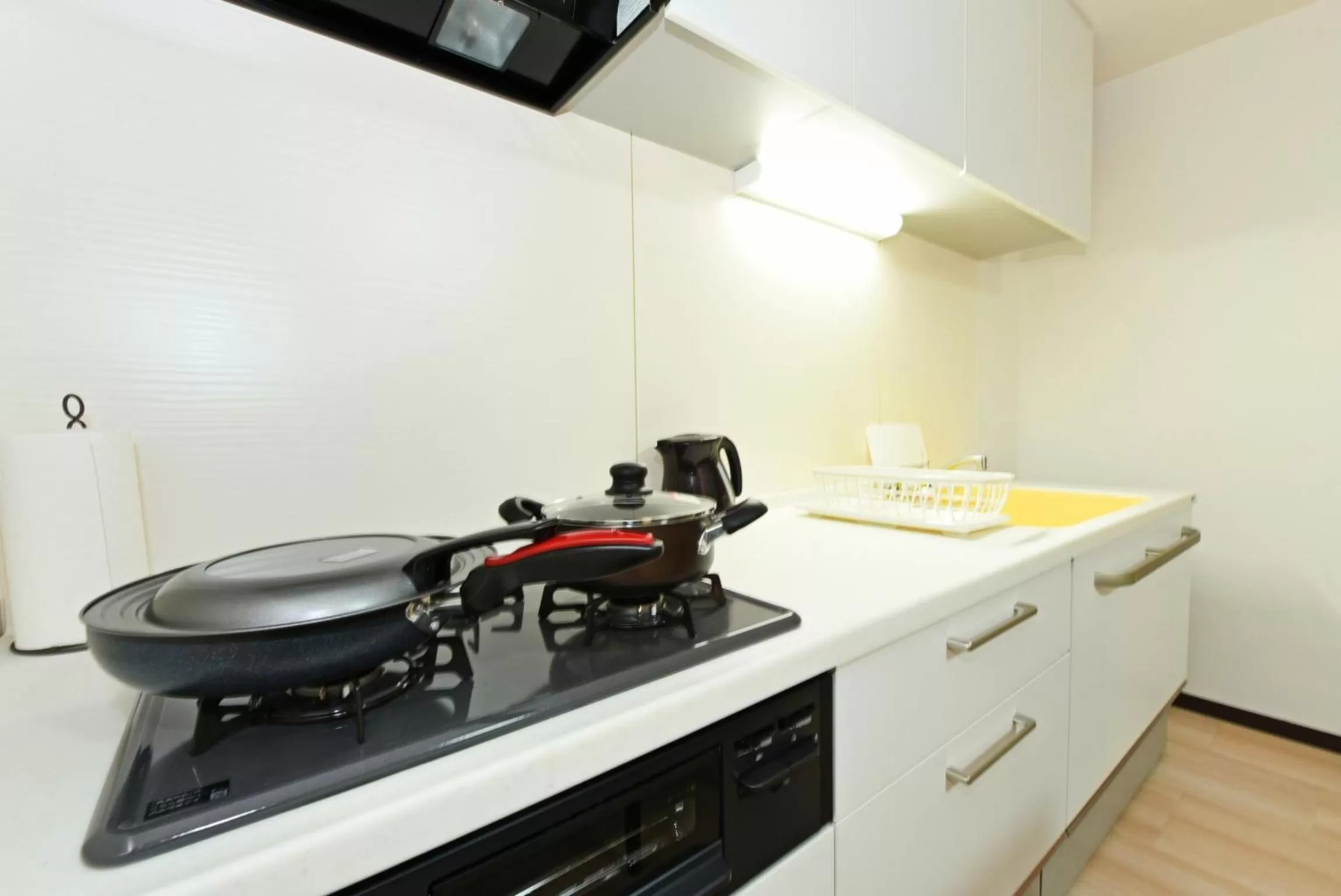 Kitchen or kitchenette, Kitchen/Kitchenette in Hostel PLEASURE MARUYAMA