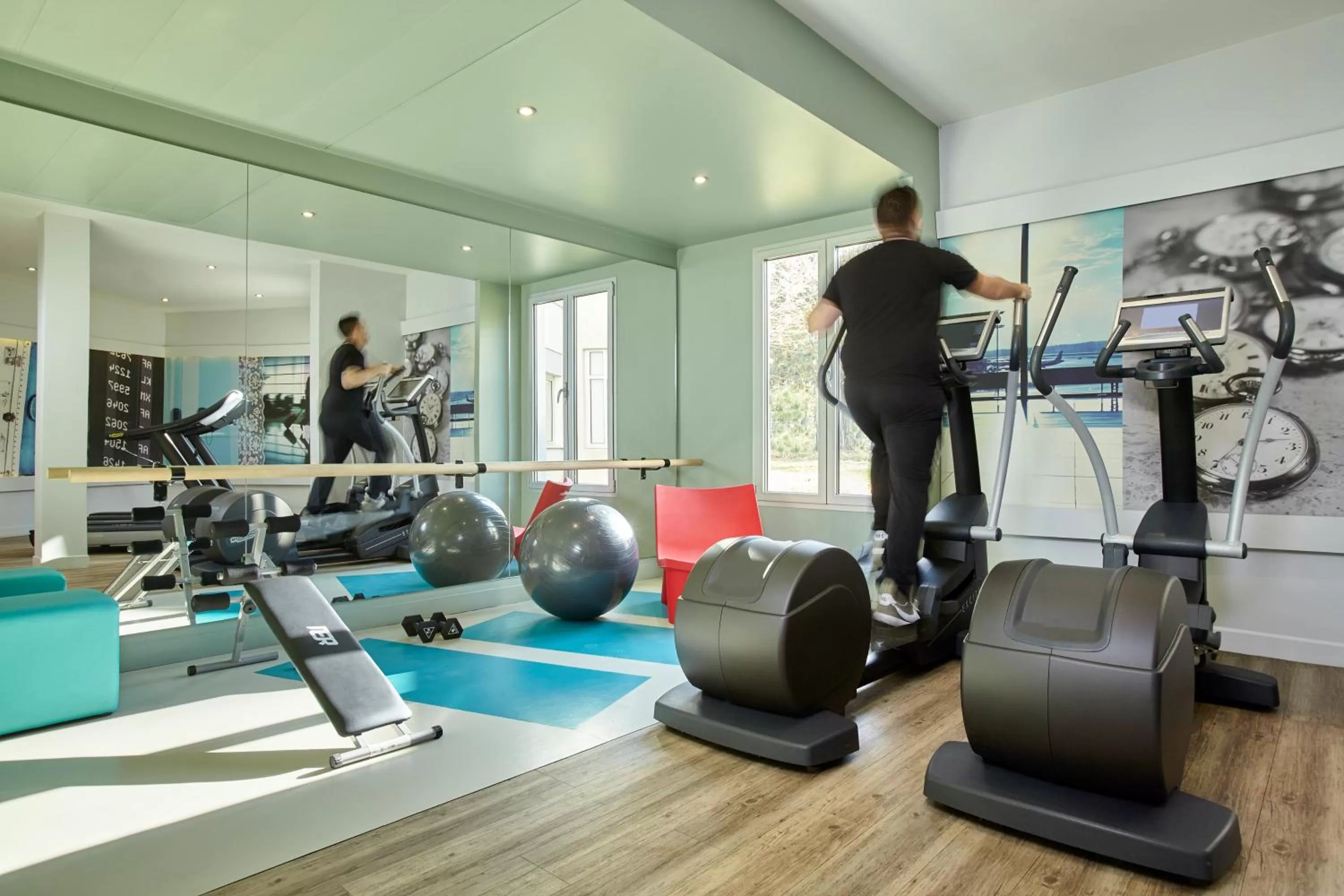 Fitness centre/facilities in Mercure Paris Roissy CDG