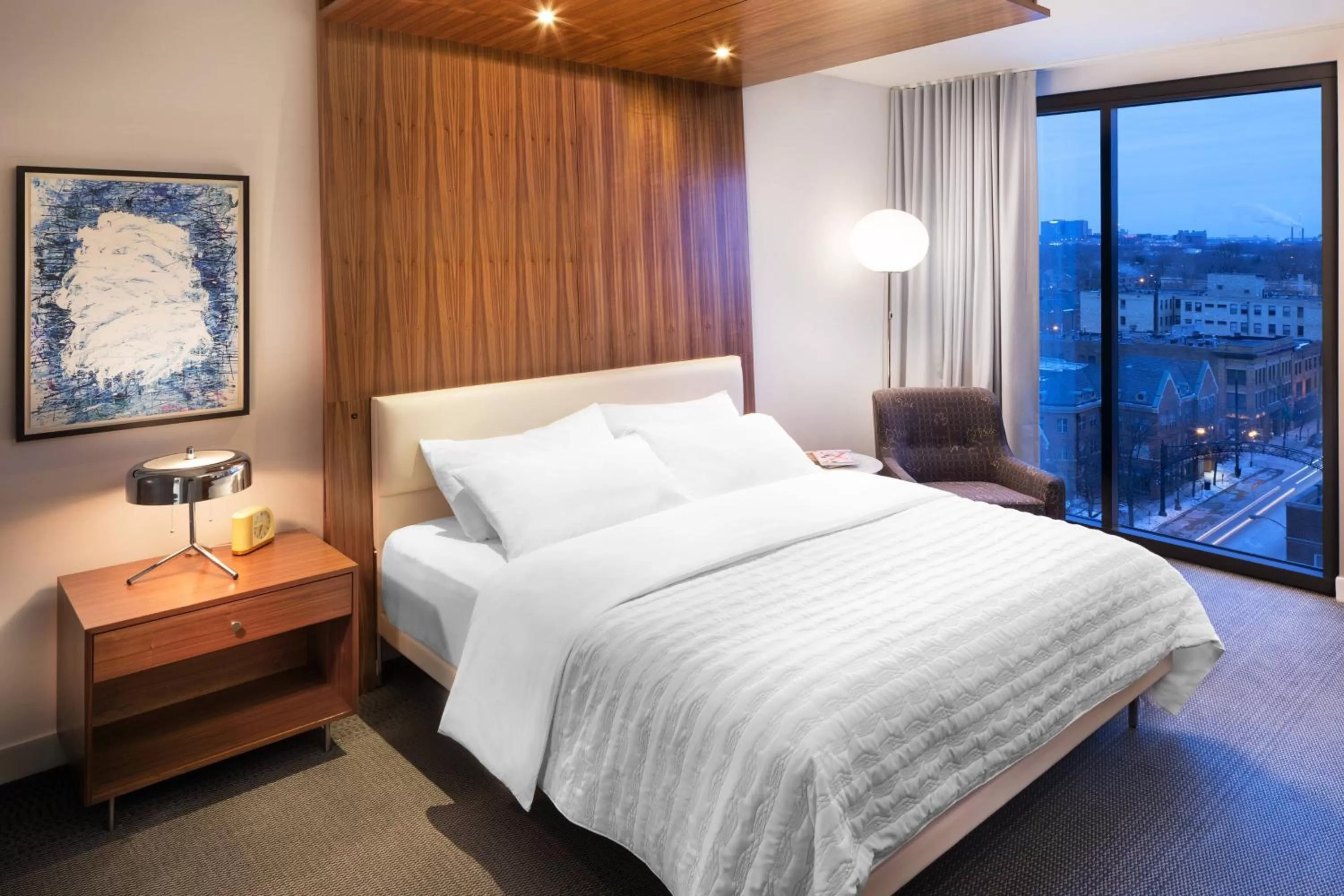 Standard King Room - Hearing Accessible in Le Méridien Columbus, The Joseph