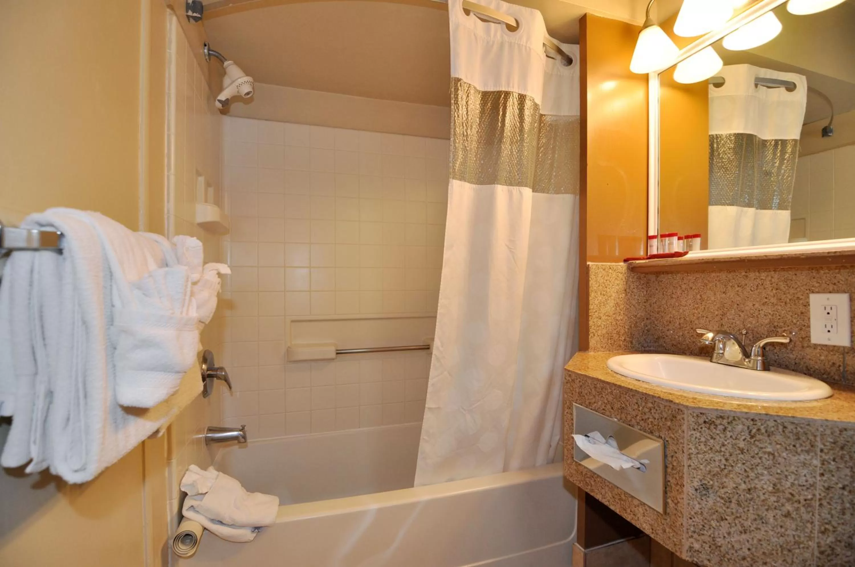 Bathroom in Pelican Inn