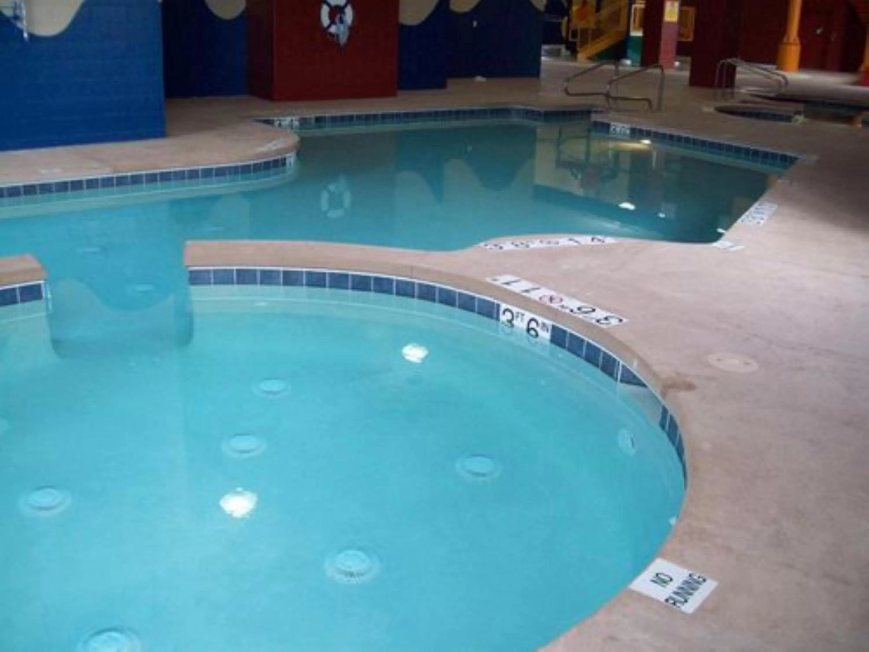 Swimming pool in Holiday Inn Omaha Downtown - Waterpark by IHG