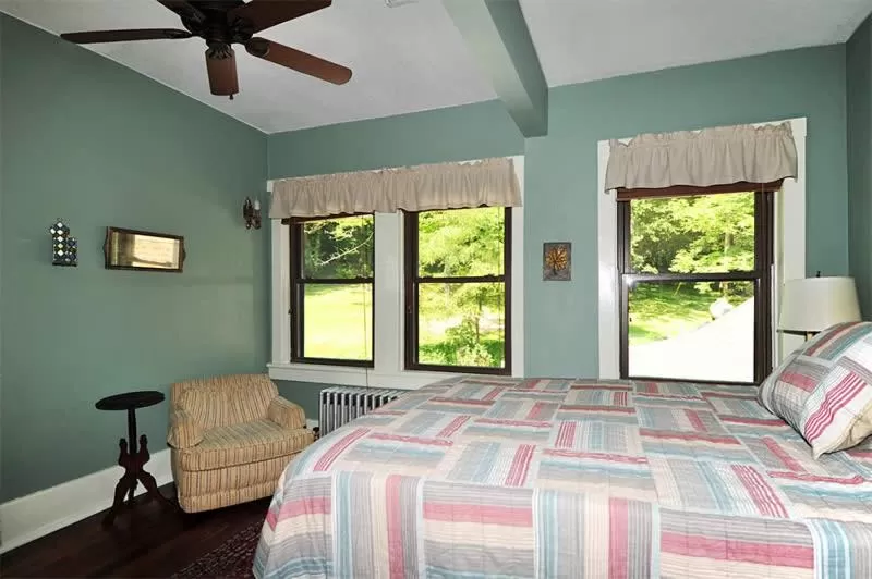 Laughing Heart Lodge