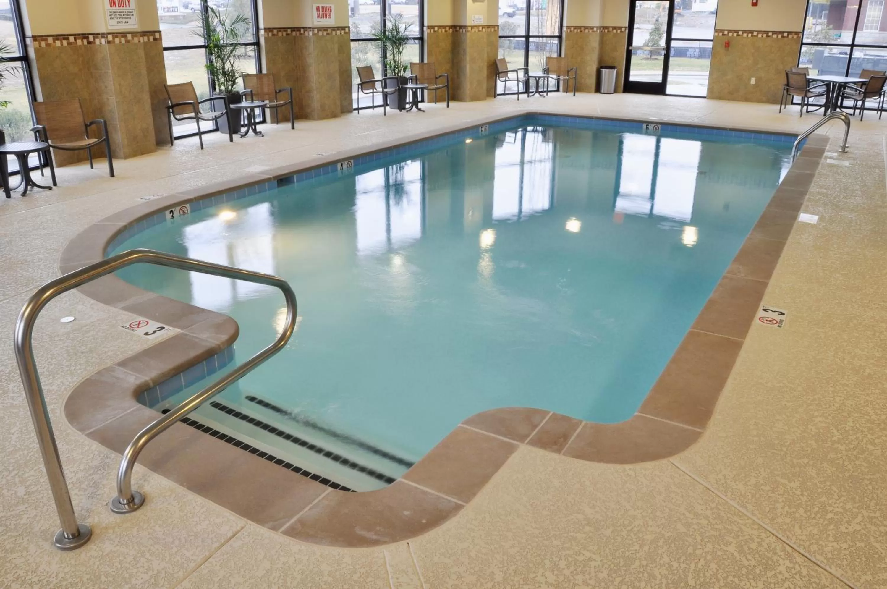 Swimming pool in Holiday Inn Express Hotel & Suites Mount Juliet - Nashville Area by IHG