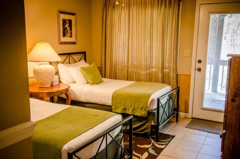 Bed in Asheville Cabins of Willow Winds