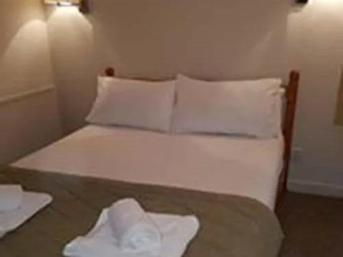 Bedroom, Bed in A35 Pit Stop Rooms