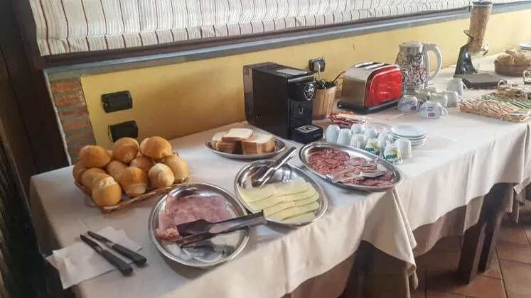 Breakfast in LA PERGOLA - Affitta Camere